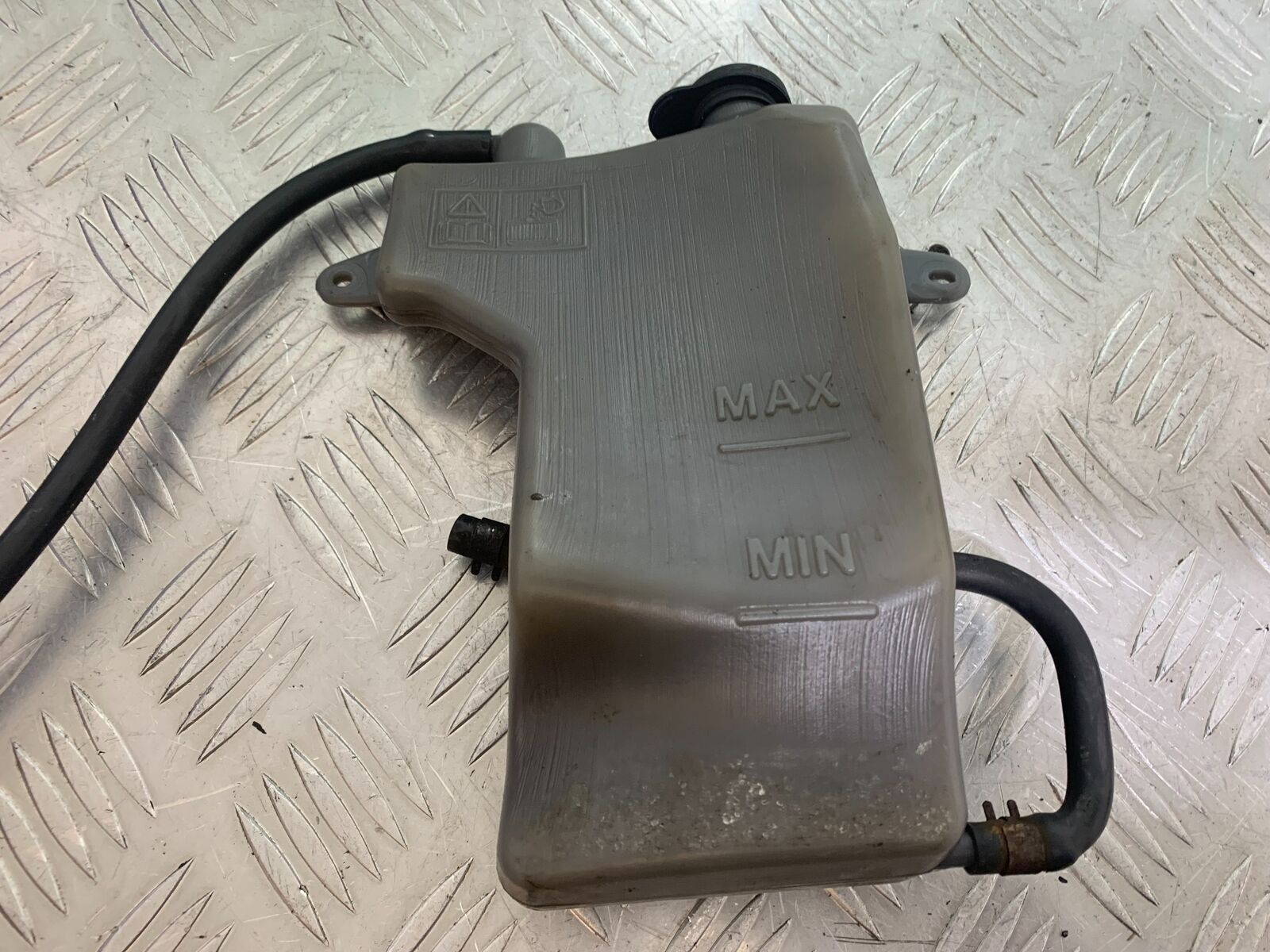 TRIUMPH 1050 SPRINT ST COOLANT BOTTLE YEAR 2004-2007 (CMB1089)