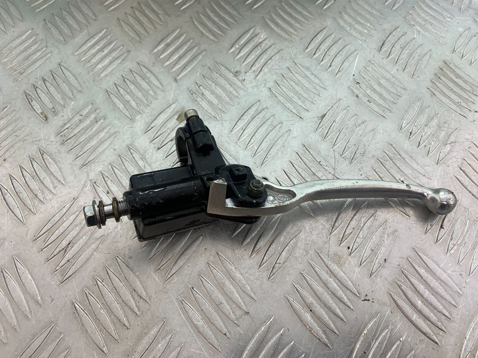HONDA VFR400 VFR 400 NC21 FRONT BRAKE MASTER CYLINDER    YEAR 1986-87 (CMB1043)