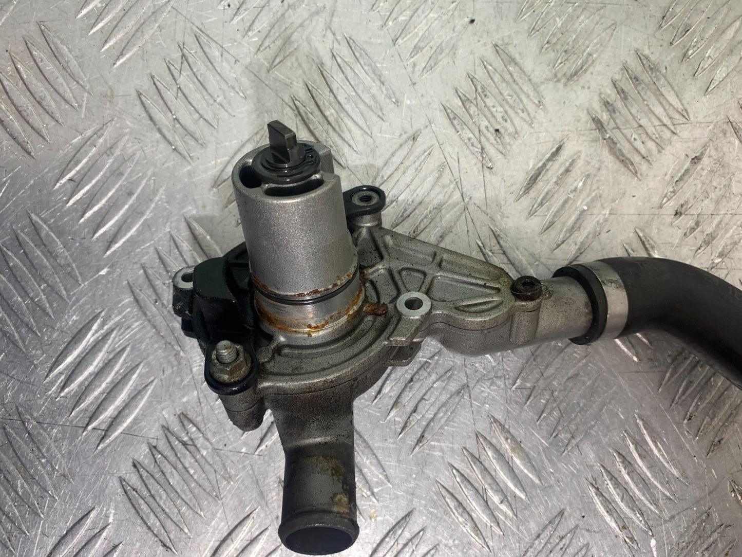 APRILIA TUONO 1000 V4R WATER PUMP   YEAR 2011-13  (CMB1316)