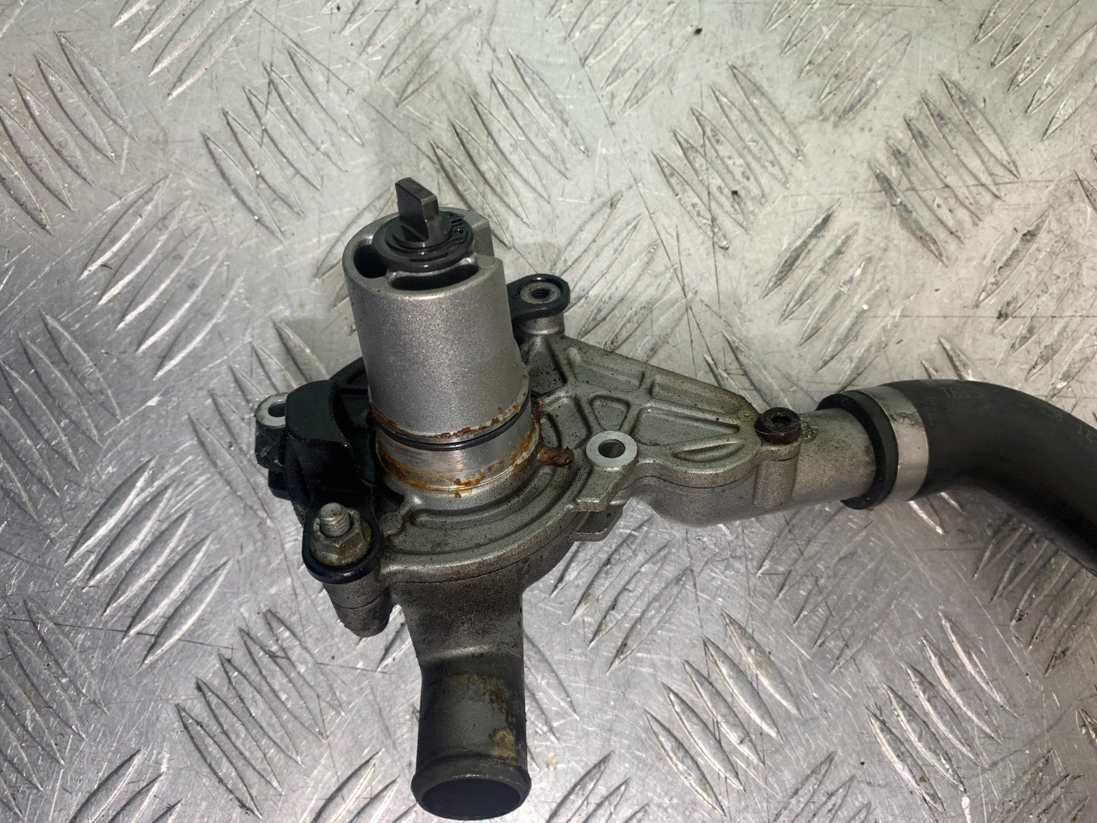 APRILIA TUONO 1000 V4R WATER PUMP   YEAR 2011-13  (CMB1316)