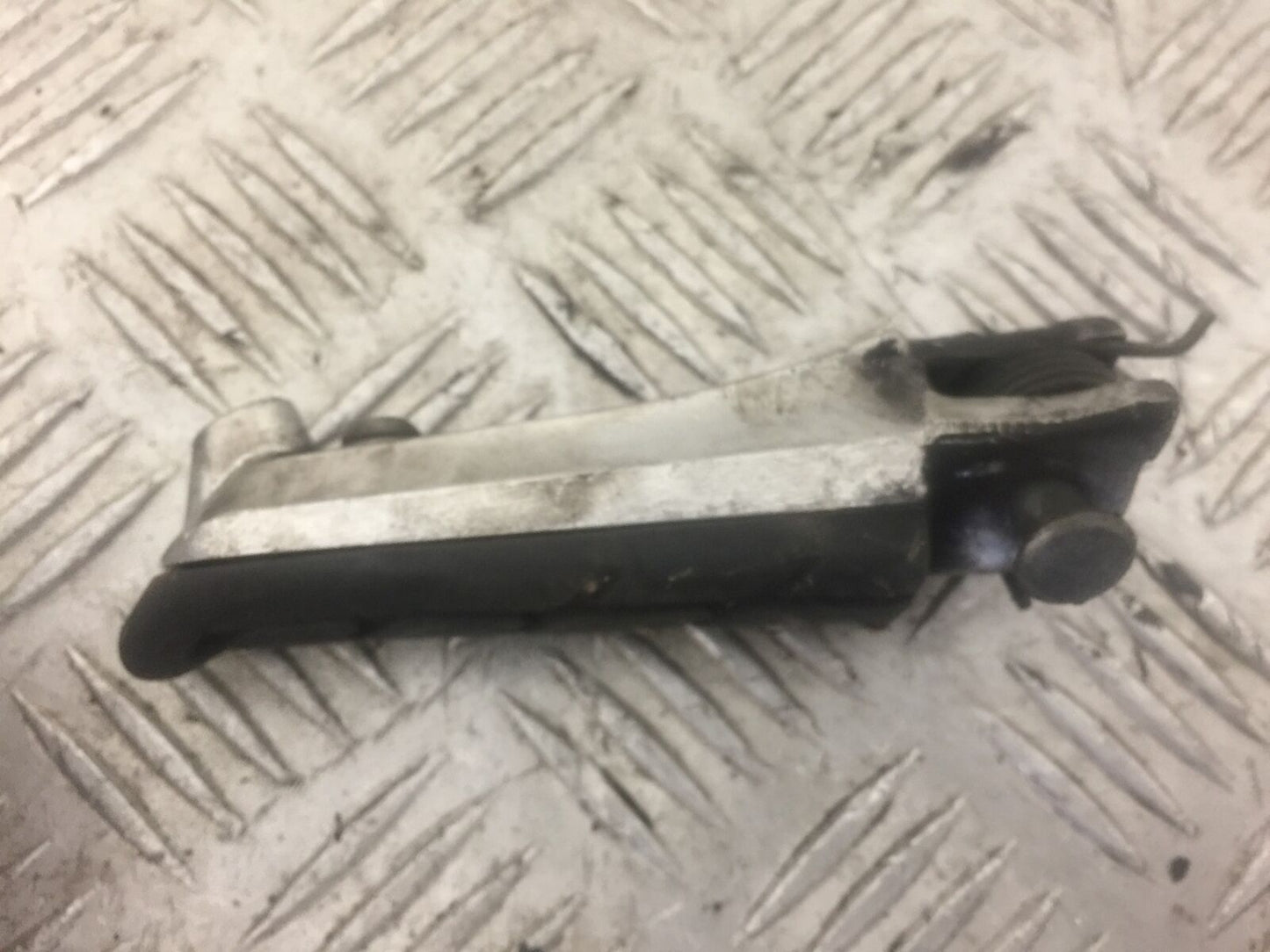 HONDA CBR1100 BLACKBIRD FRONT LEFT PEG  YEAR 2002 (STOCK 461)