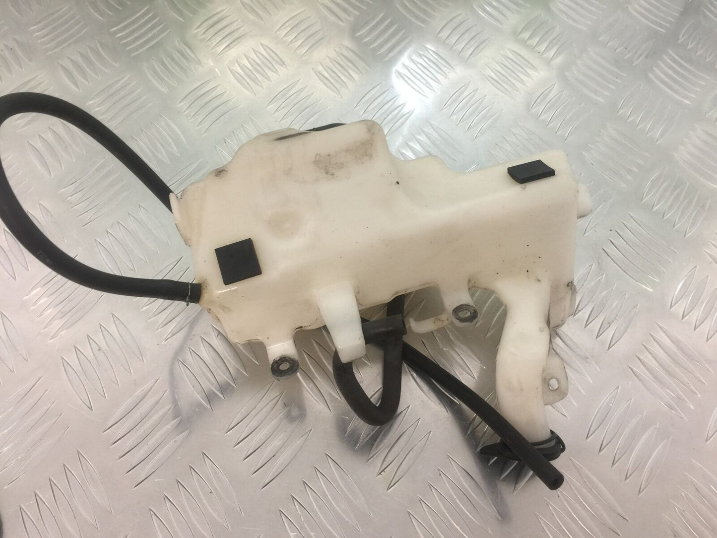 HONDA CBR1000 rr FIREBLADE COOLANT BOTTLE 2008-2011 (STOCK 930)