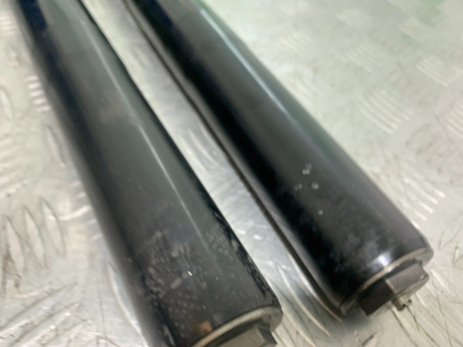 KAWASAKI 650 VERSYS FORKS (BENT SOLD AS PARTS) YEAR 2015-2018 (CMB1288)