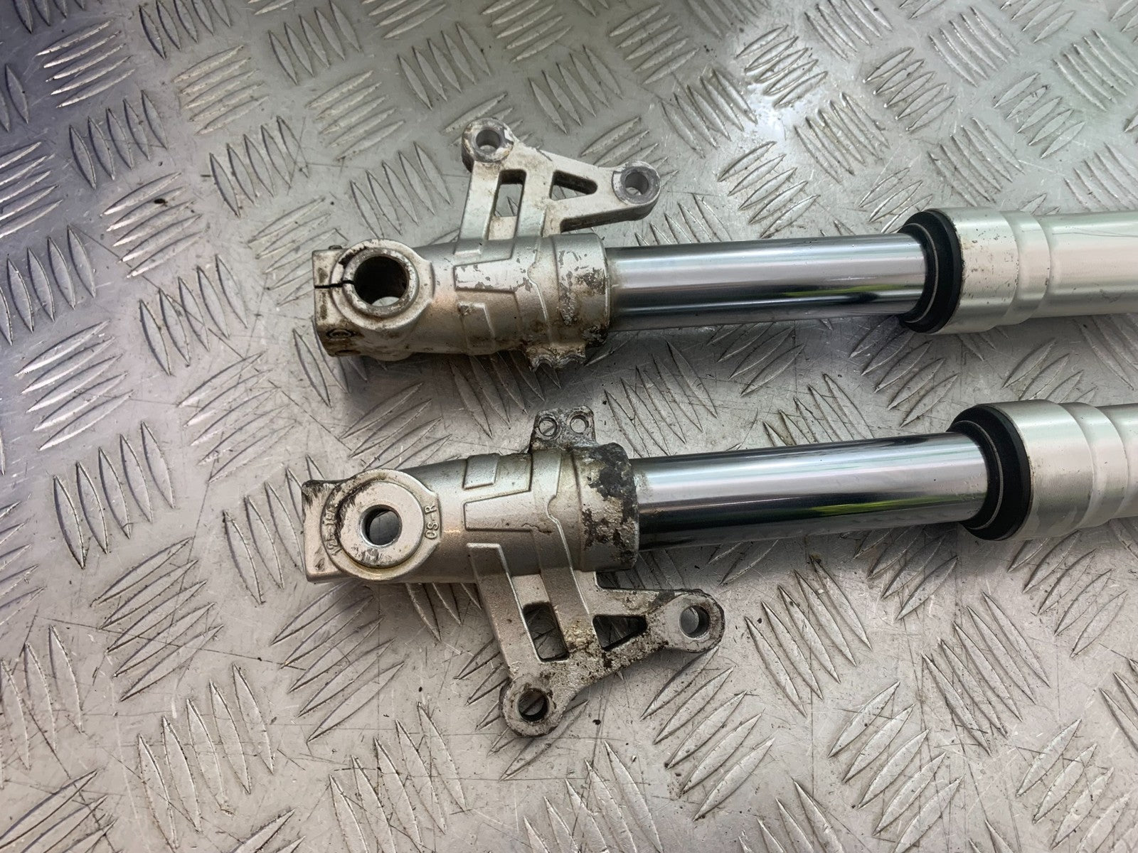 BENELLI BN125 BN 125 FORKS   YEAR 2018-2021 (CMB1245)
