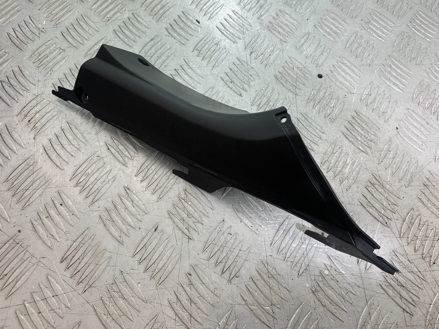 HONDA CBR1000 rr FIREBLADE LEFT TOP FAIRING INFILL 2012-2016 (CMB1280)