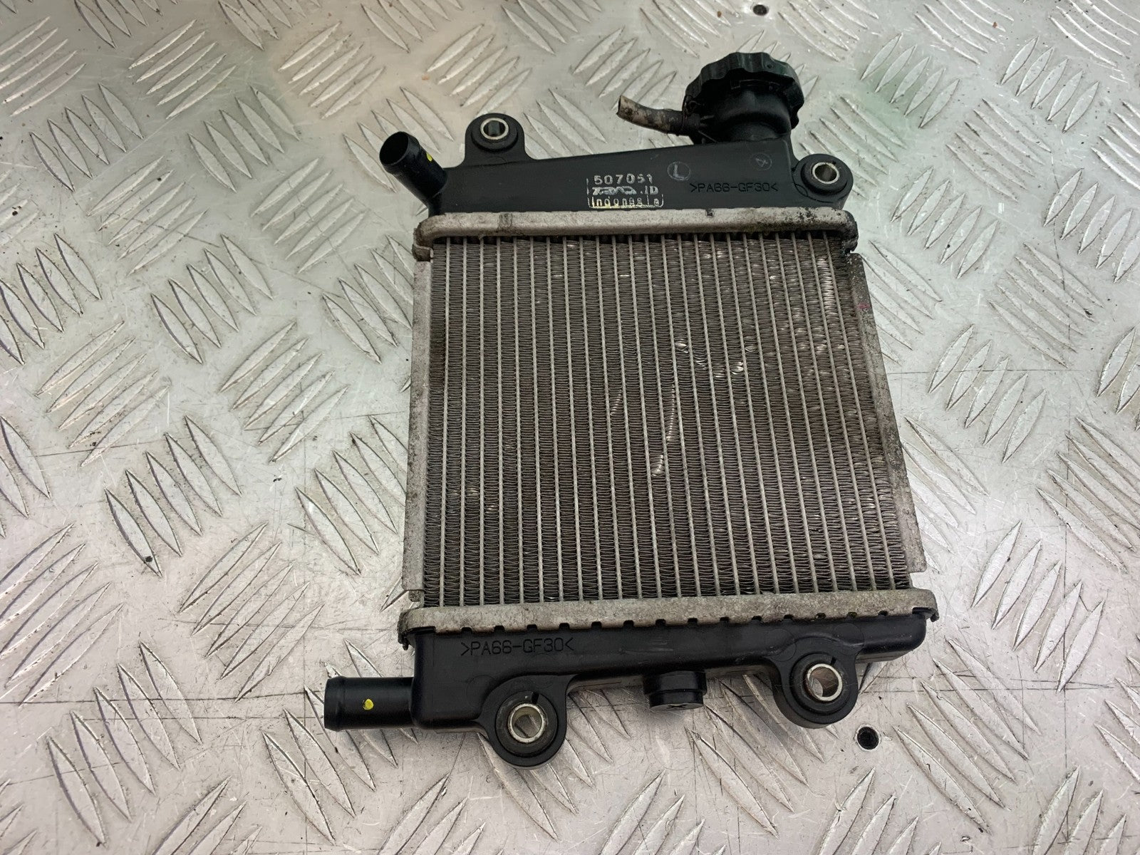 YAMAHA NMAX-125 N MAX 125 RADIATOR YEAR 2015-2020  (CMB1231)