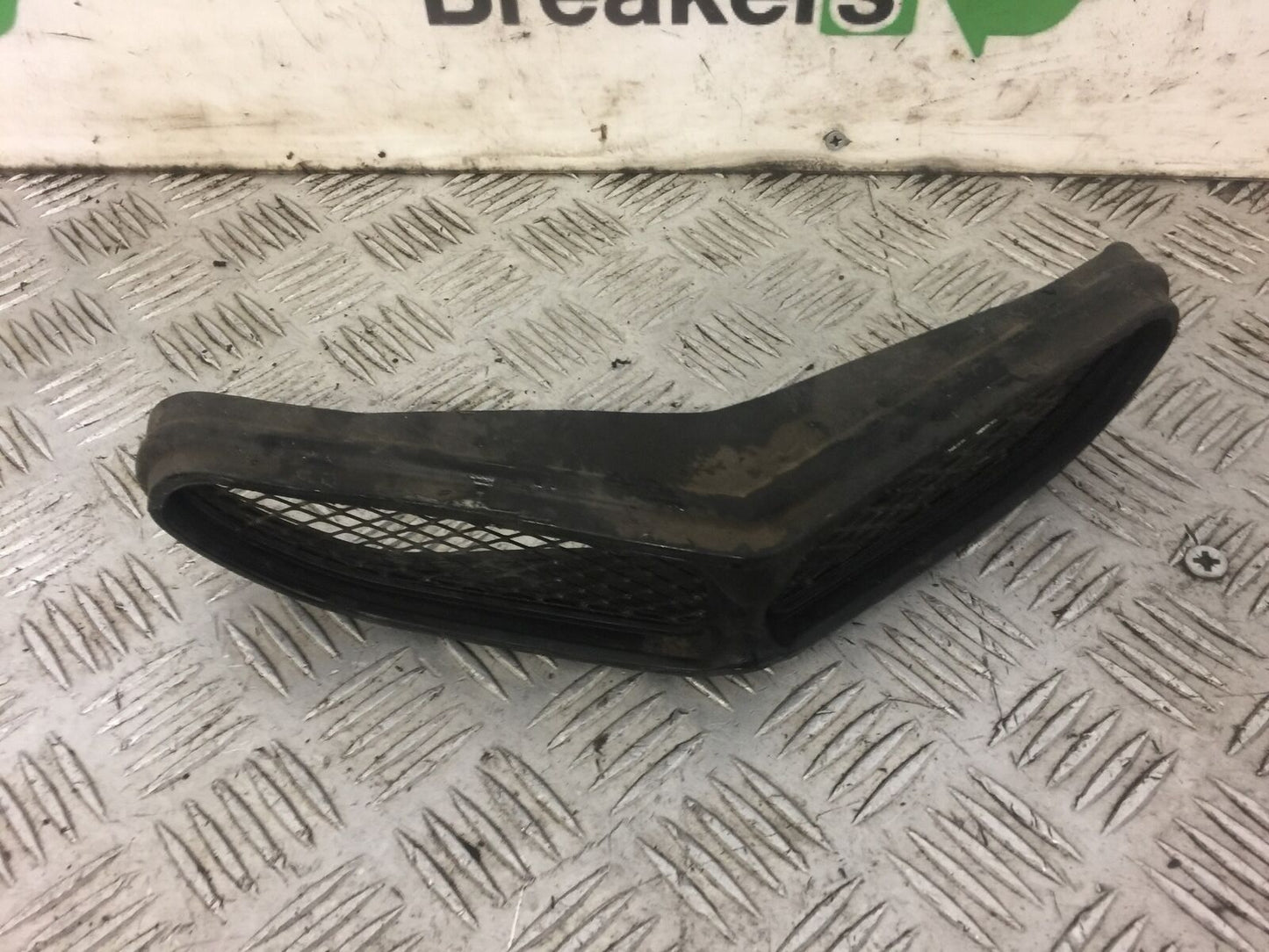 KAWASAKI ZX6R ZX636 FAIRING GRILL  YEAR 2002  (STOCK 484)