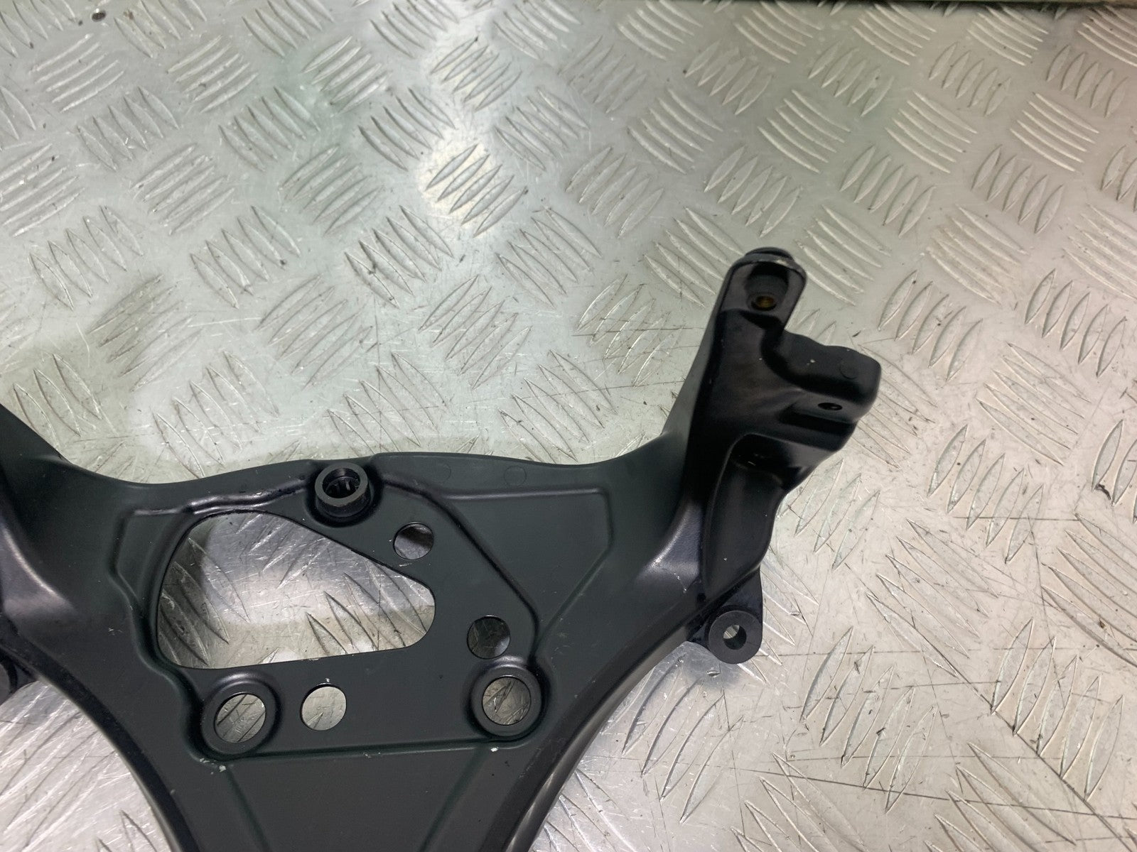 HONDA CBR1000 rr FIREBLADE FAIRING BRACKET (GENUINE PART)   2012-2016 (CMB1280)