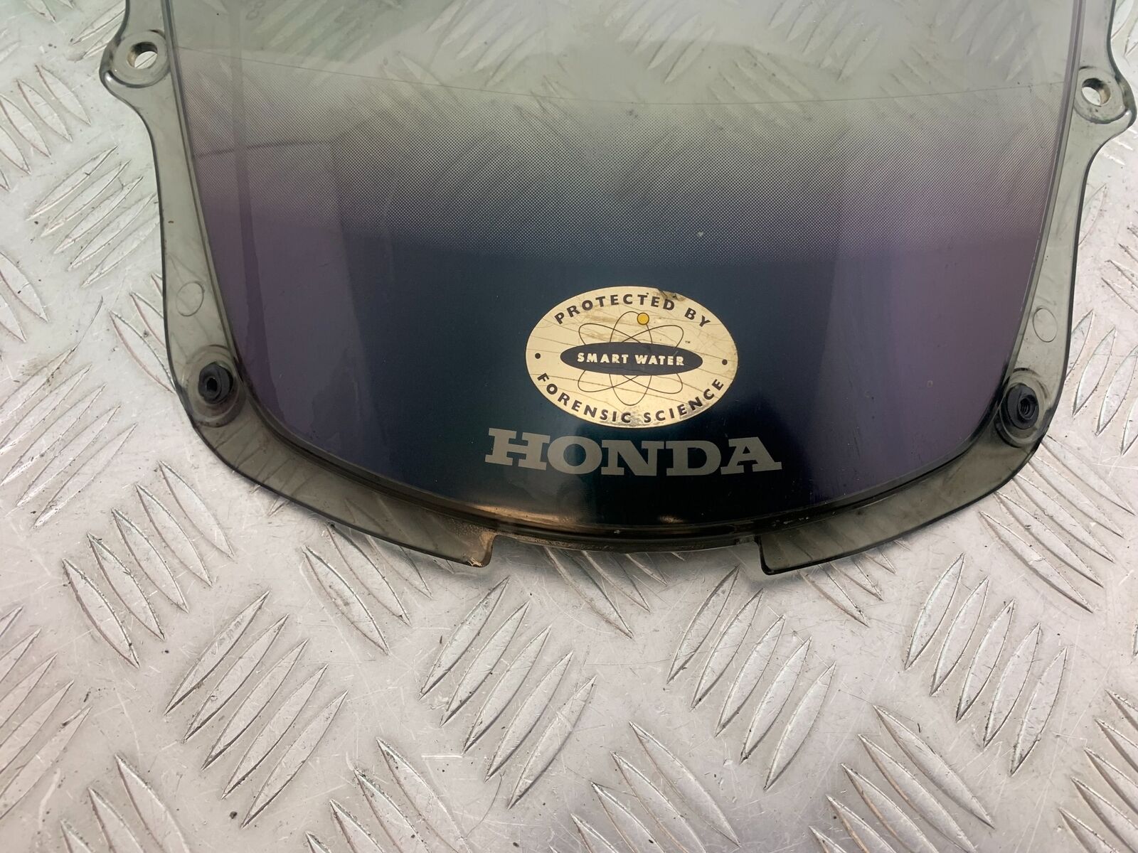HONDA CBR1100 BLACKBIRD SCREEN  YEAR 1999-2005 (CMB1103)