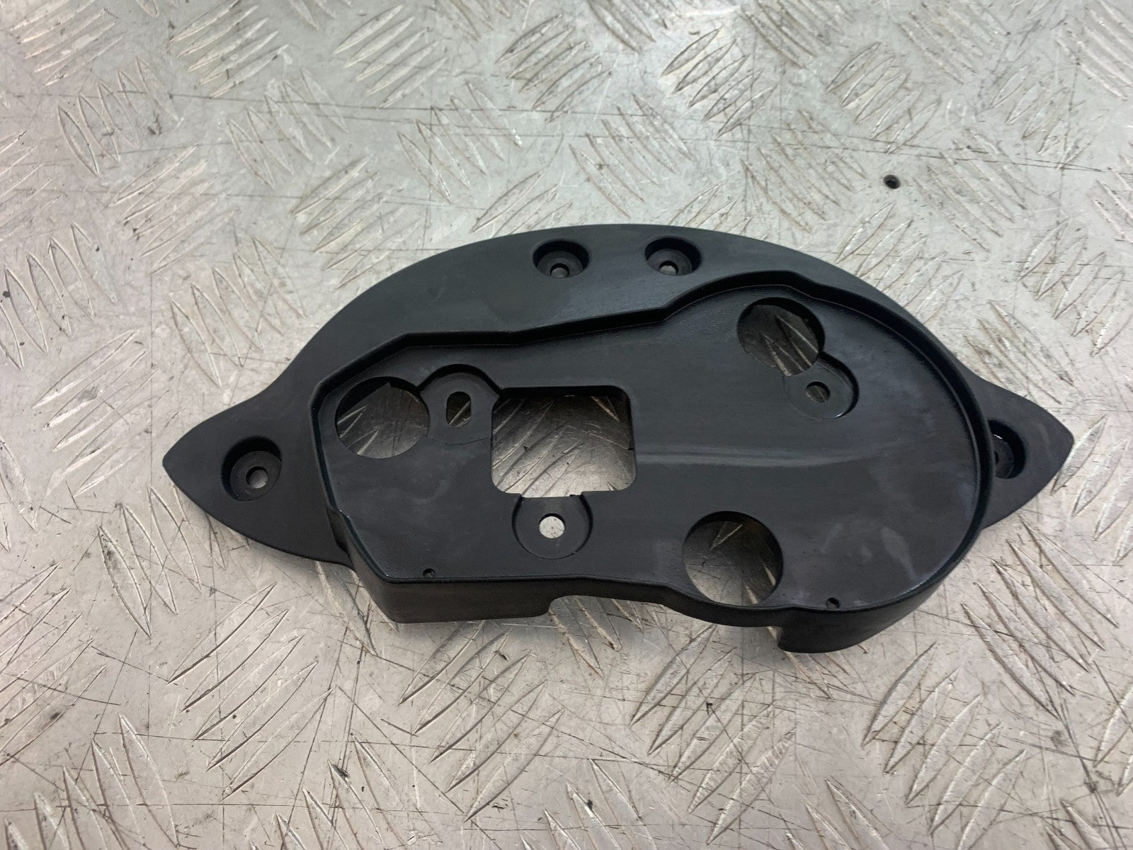 TRIUMPH 675 STREET TRIPLE R CLOCK MOUNTING PANEL YEAR 2013 - 2016 (CMB1221)