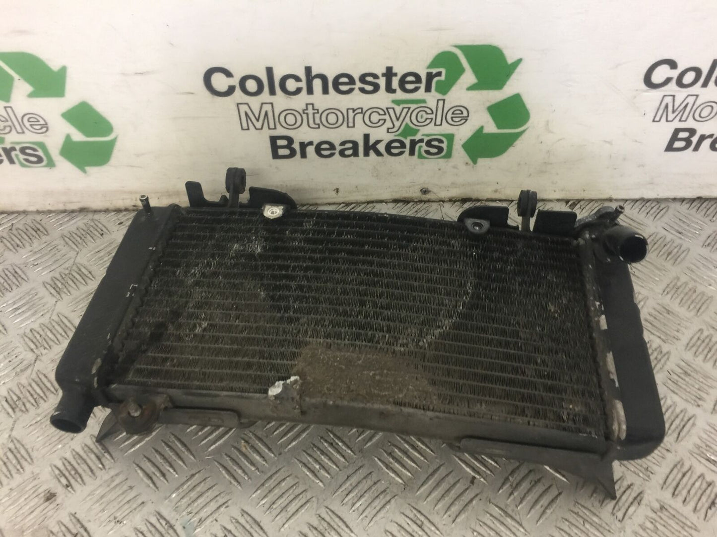 HONDA HONDA CBR400 RR RADIATOR YEAR 1990-95(STOCK 624)