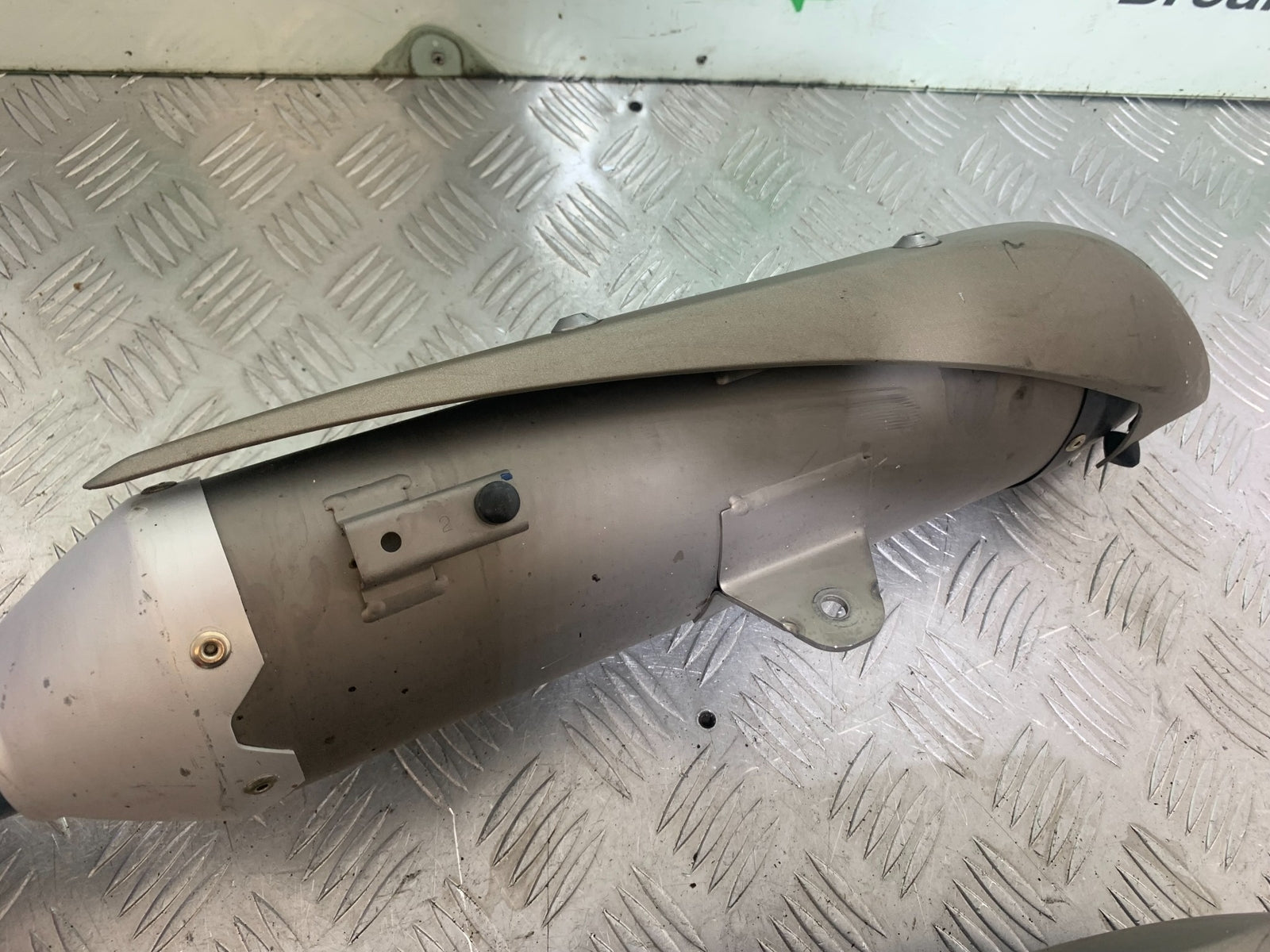 YAMAHA YZF R1 SILENCERS YEAR 2004-2006 (CMB1155)