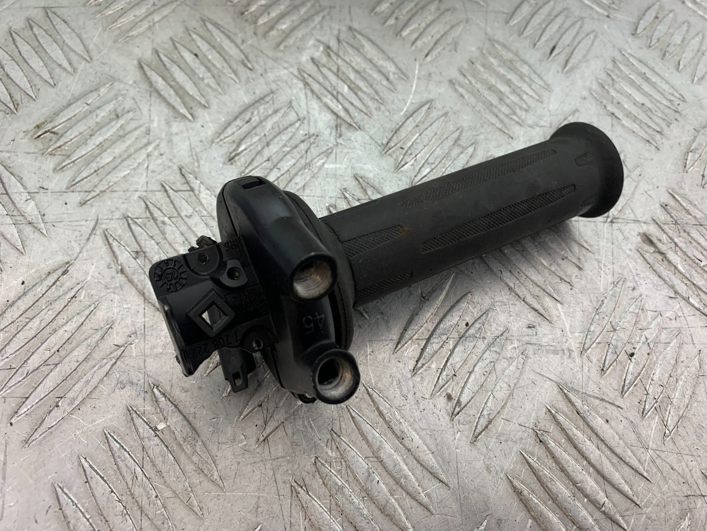 BMW F800 GT THROTTLE  YEAR 2013-2017 (CMB1248)