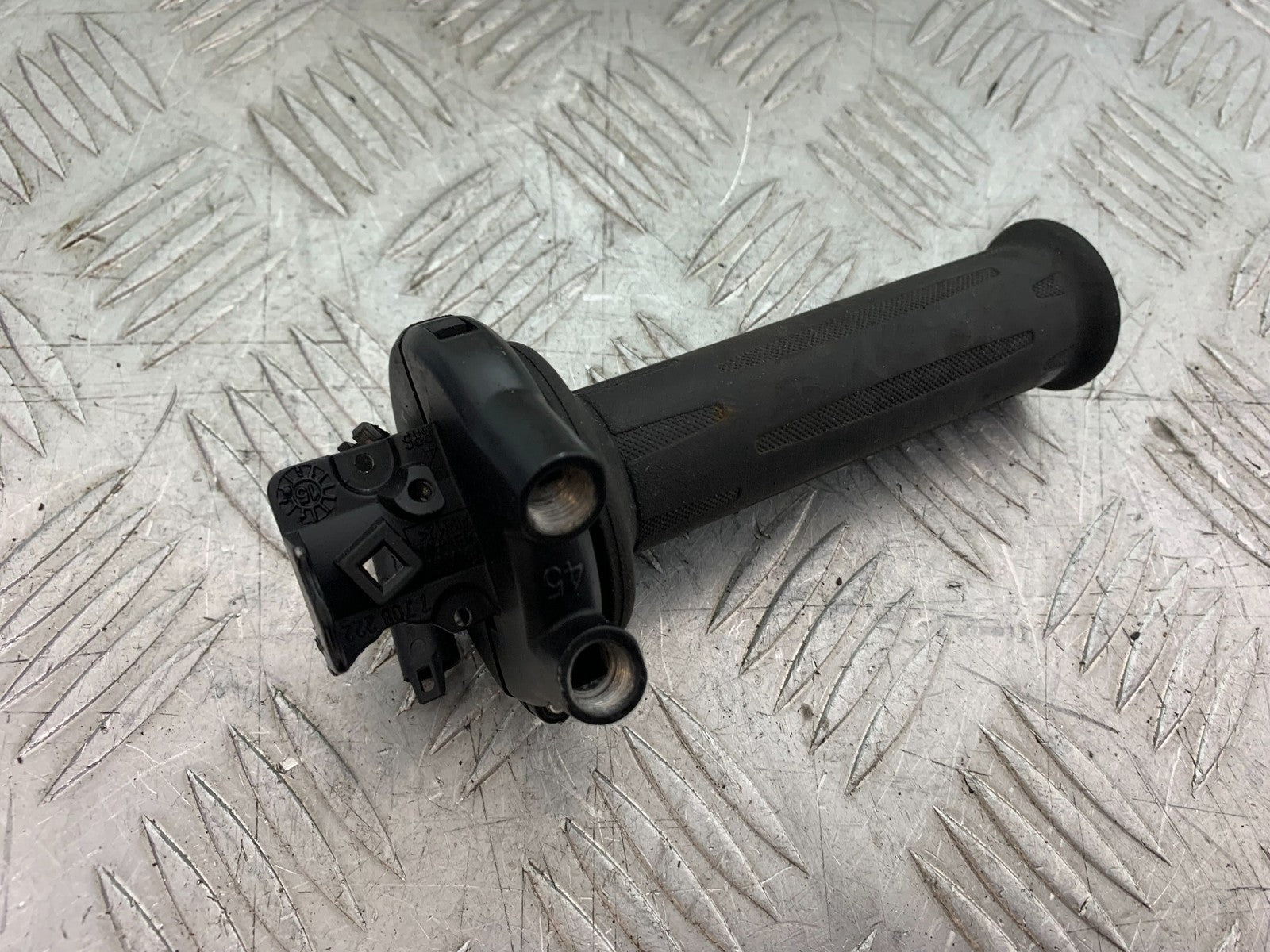 BMW F800 GT THROTTLE  YEAR 2013-2017 (CMB1248)