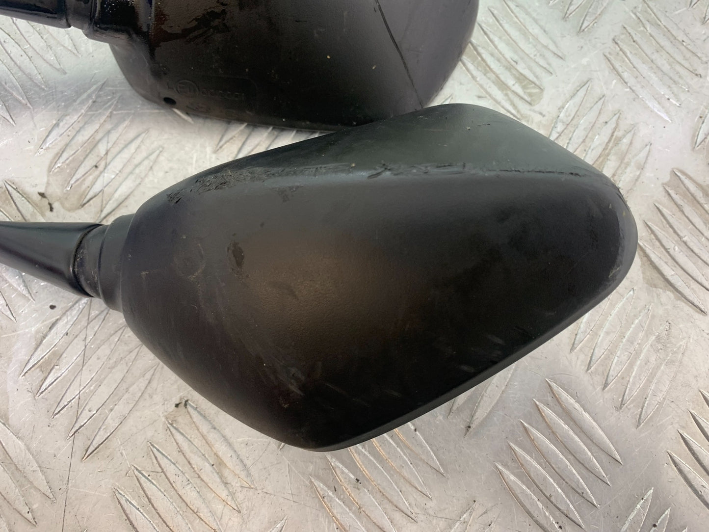 HONDA CBR500R CBR 500 R LEFT AND RIGHT MIRRORS  YEAR 2012-16 (CMB1151)