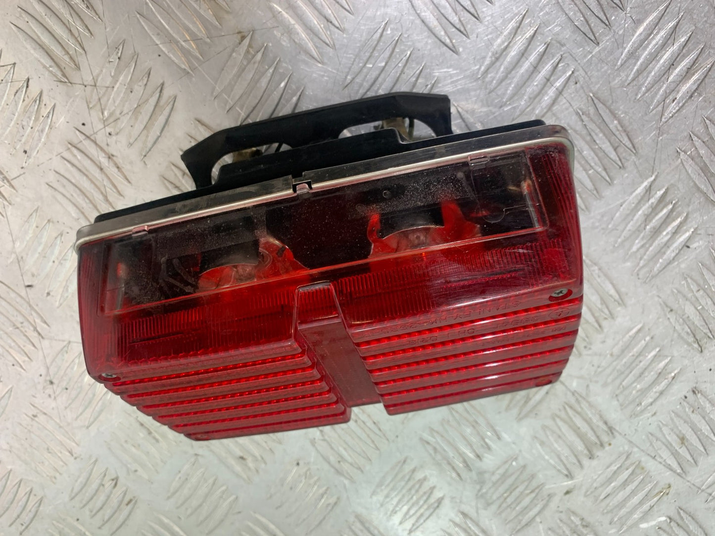 HONDA GL500 GL 500 SILVERWING REAR LIGHT   YEAR 1981-82 (CMB1168)