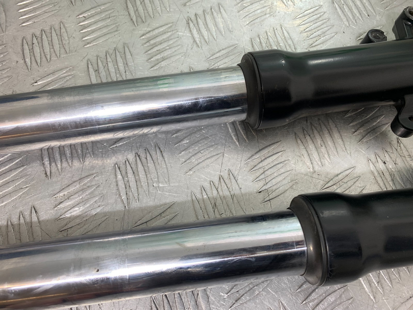 KAWASAKI ZX9R ZX9 R FORKS  YEAR 1998-1999 (CMB1329)