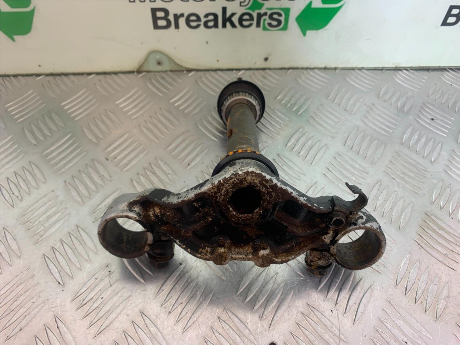 YAMAHA XV535 XV 535 VIRAGO BOTTOM YOKE   YEAR 1994-02 (CMB1044)
