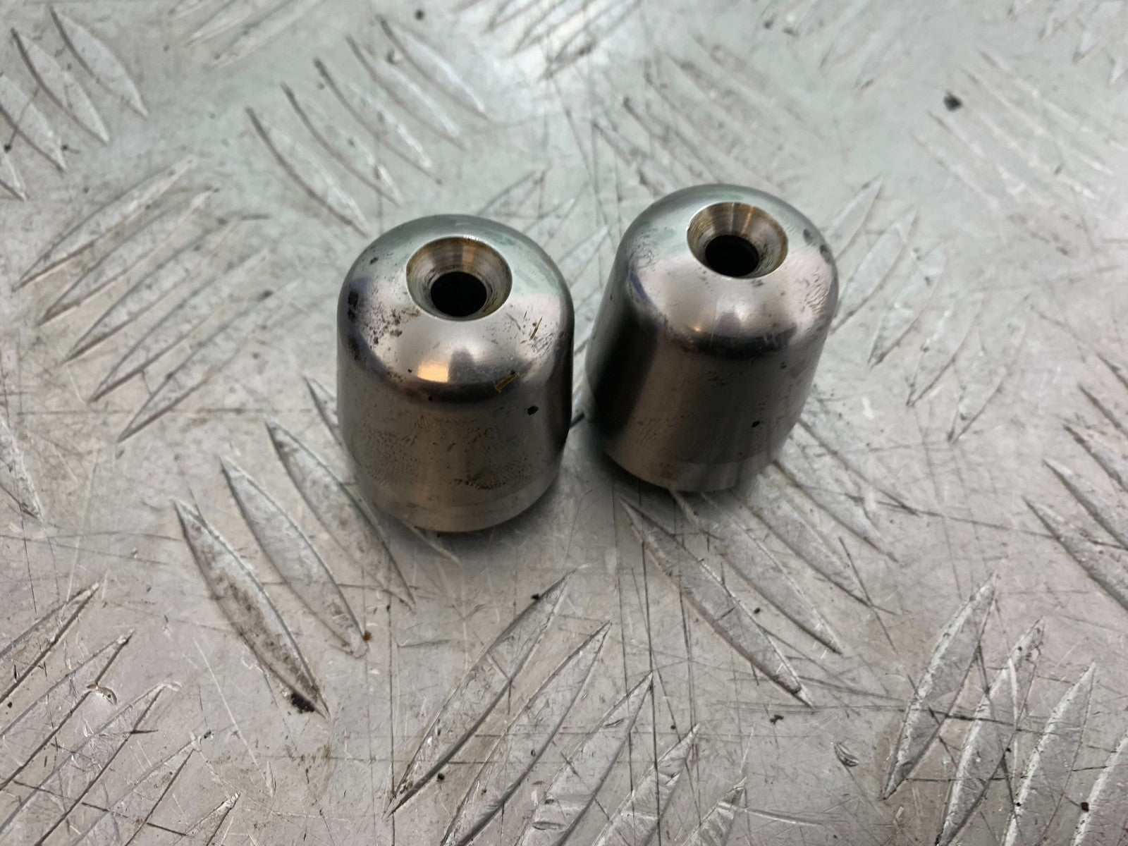 TRIUMPH TROPHY 900 BAR END WEIGHTS  YEAR 1991-95 (CMB1251)