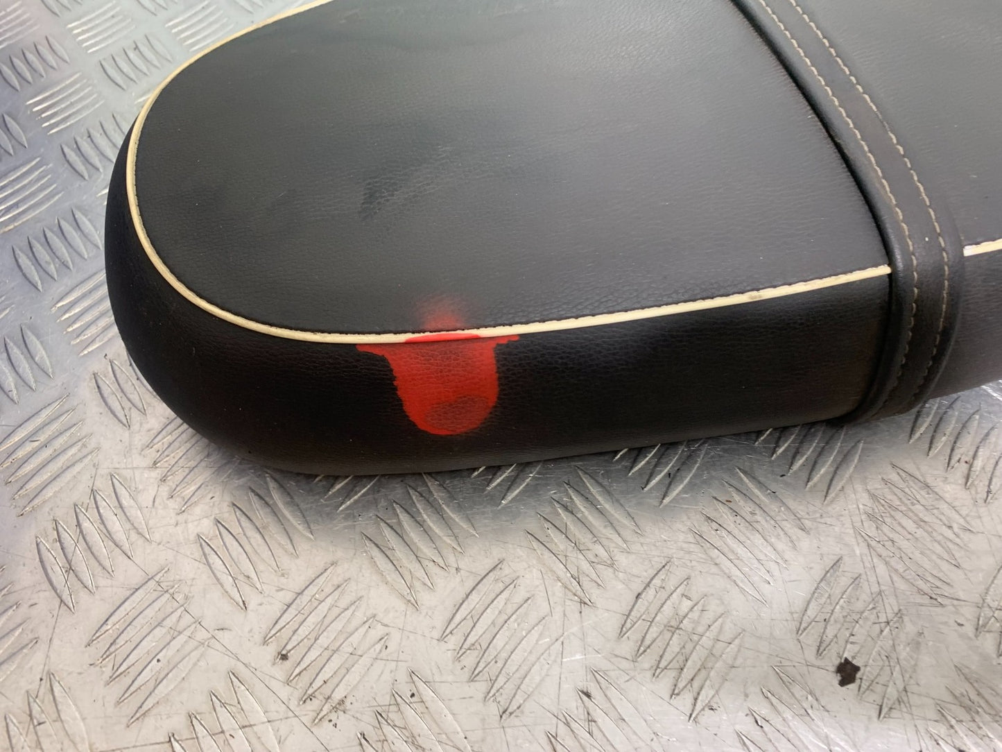 BSA 650 GOLD STAR SEAT YEAR 2022-2025 (CMB1262)