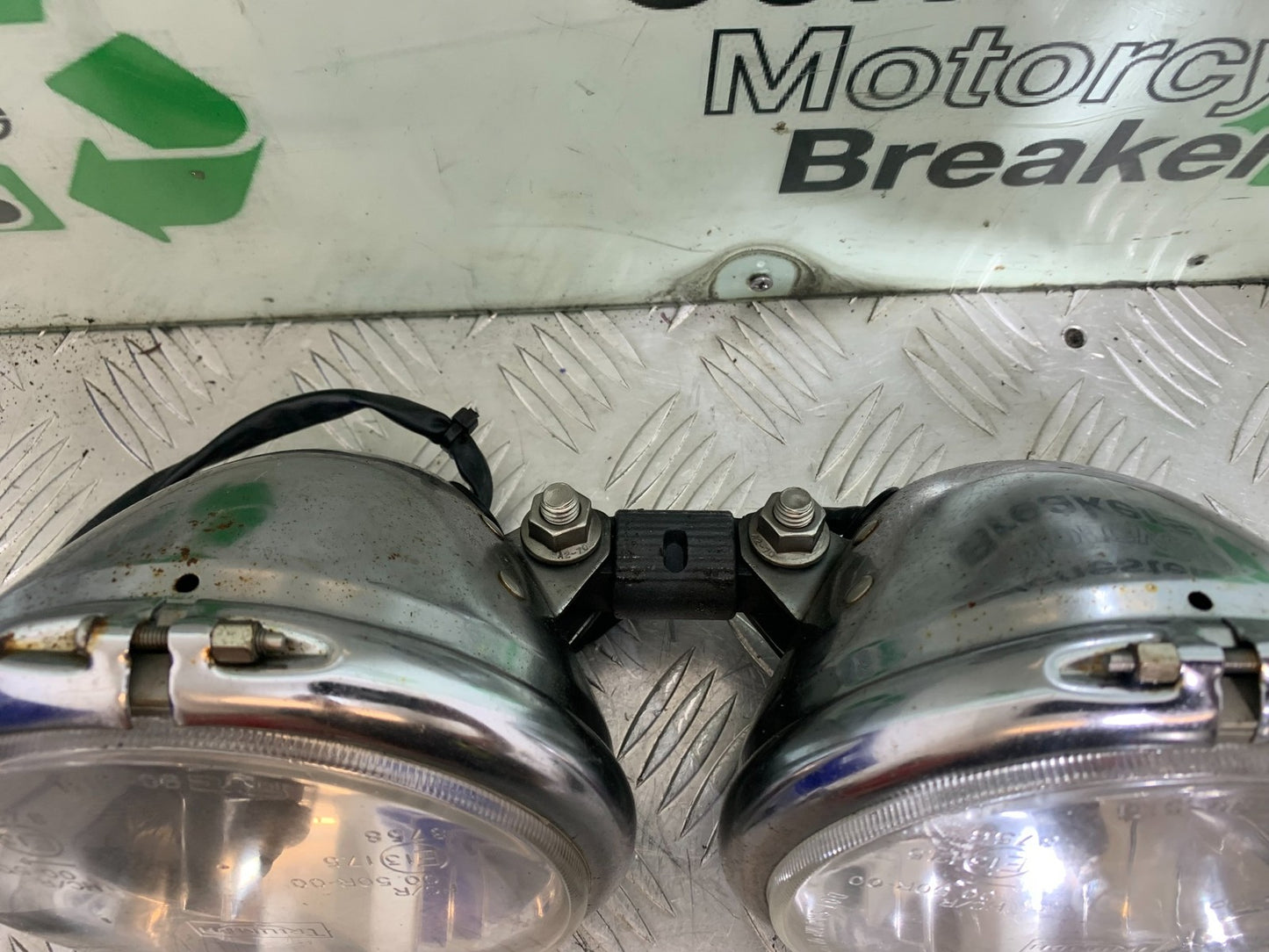 TRIUMPH SPEED TRIPLE R 1050 HEADLIGHTS  2009 (CMB1183)