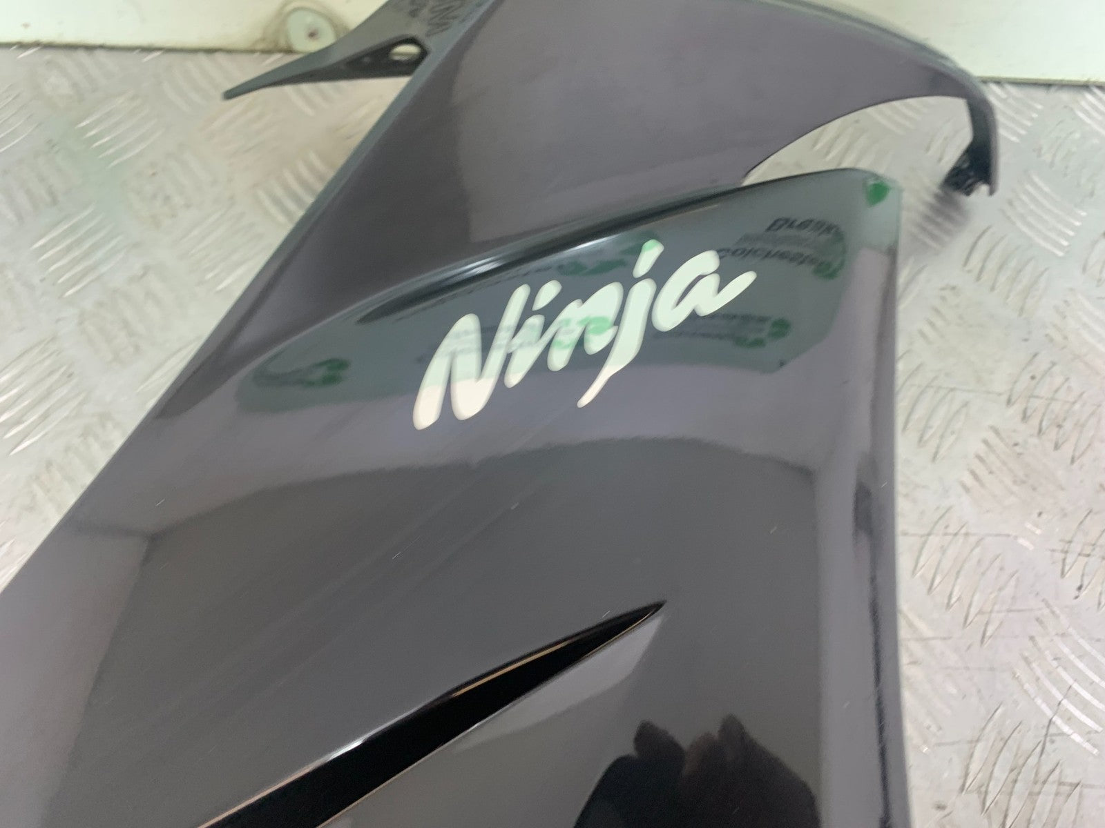 KAWASAKI ZX10R ZX10 R RIGHT FAIRING PANEL  2008-2010 (CMB1206)