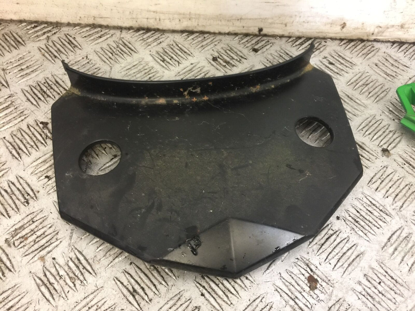 KAWASAKI J300 J 300 INFILL PANEL   YEAR 2015 (STOCK 711)