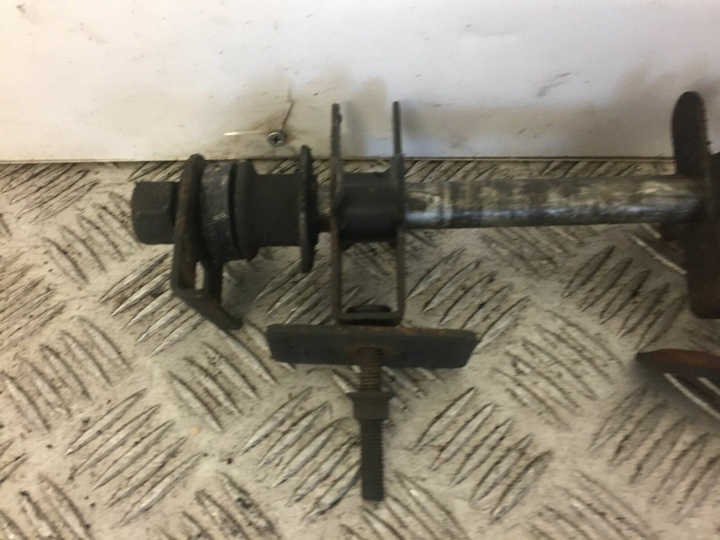 SUZUKI GSX600 F GSX 600 F REAR WHEEL SPINDLE AND CHAIN ADJUSTERS  YEAR 1988-1994