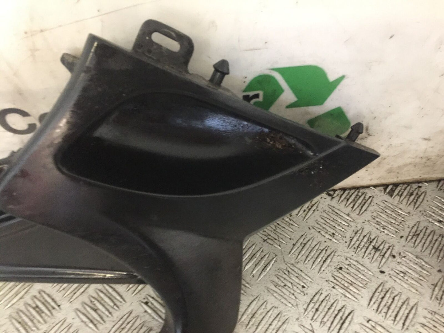 TRIUMPH TROPHY 1215 SE RIGHT REAR HANGER  2012-2017 (STOCK 740)