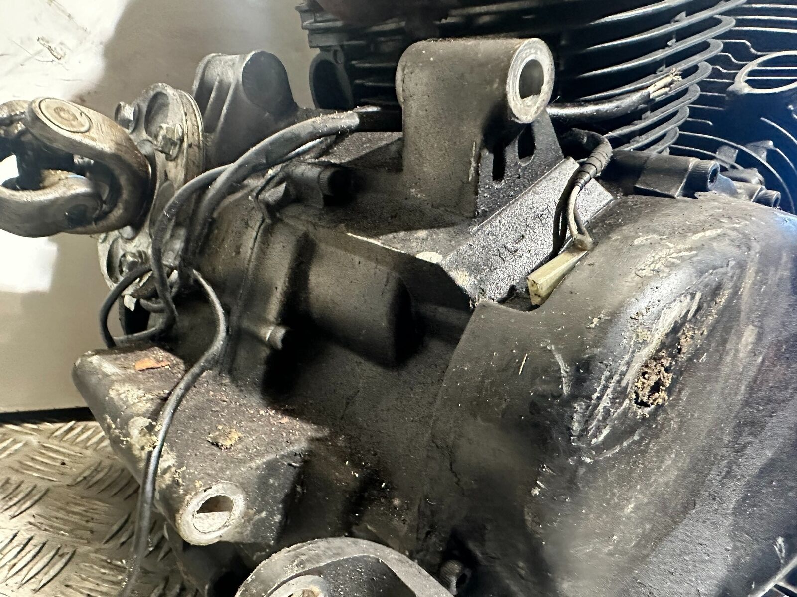 YAMAHA XV535 XV 535 VIRAGO ENGINE YEAR 1994-02 (CMB1044)