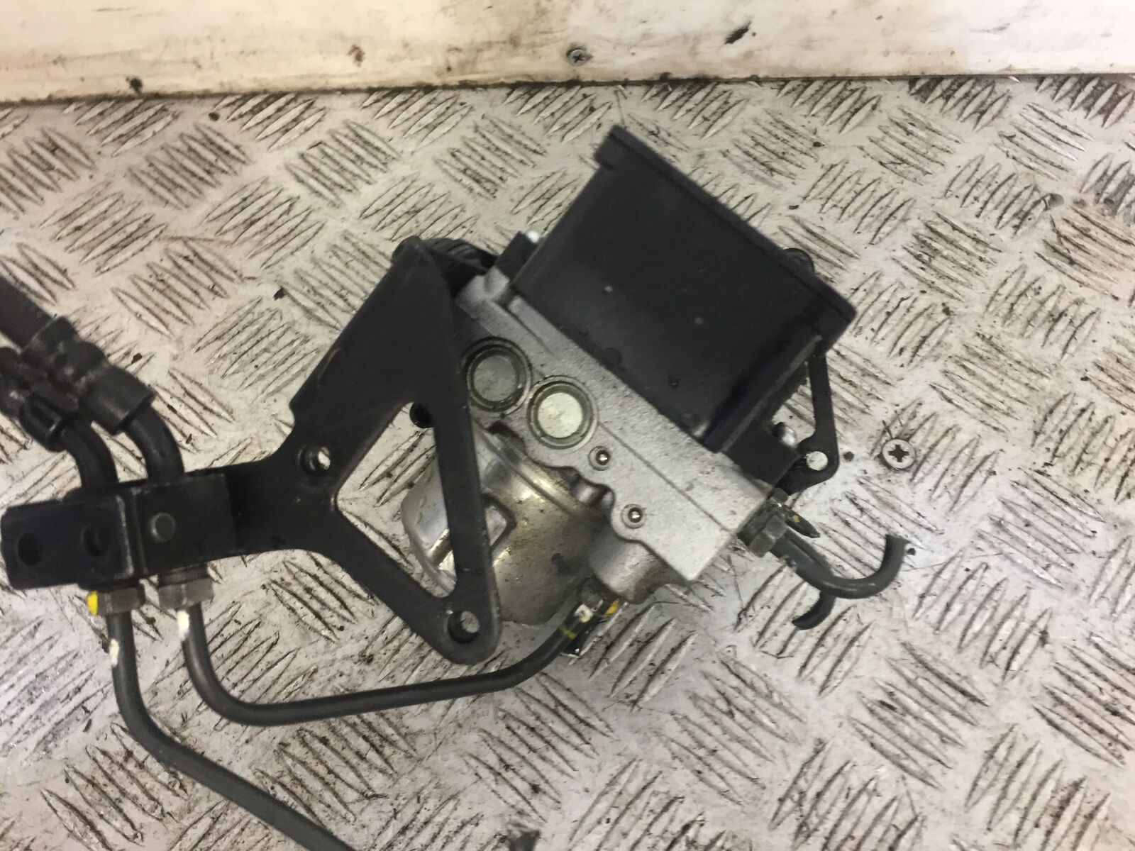 HONDA CB1000R CB 1000 R ABS PUMP YEAR 2008-2016 (STOCK 715)