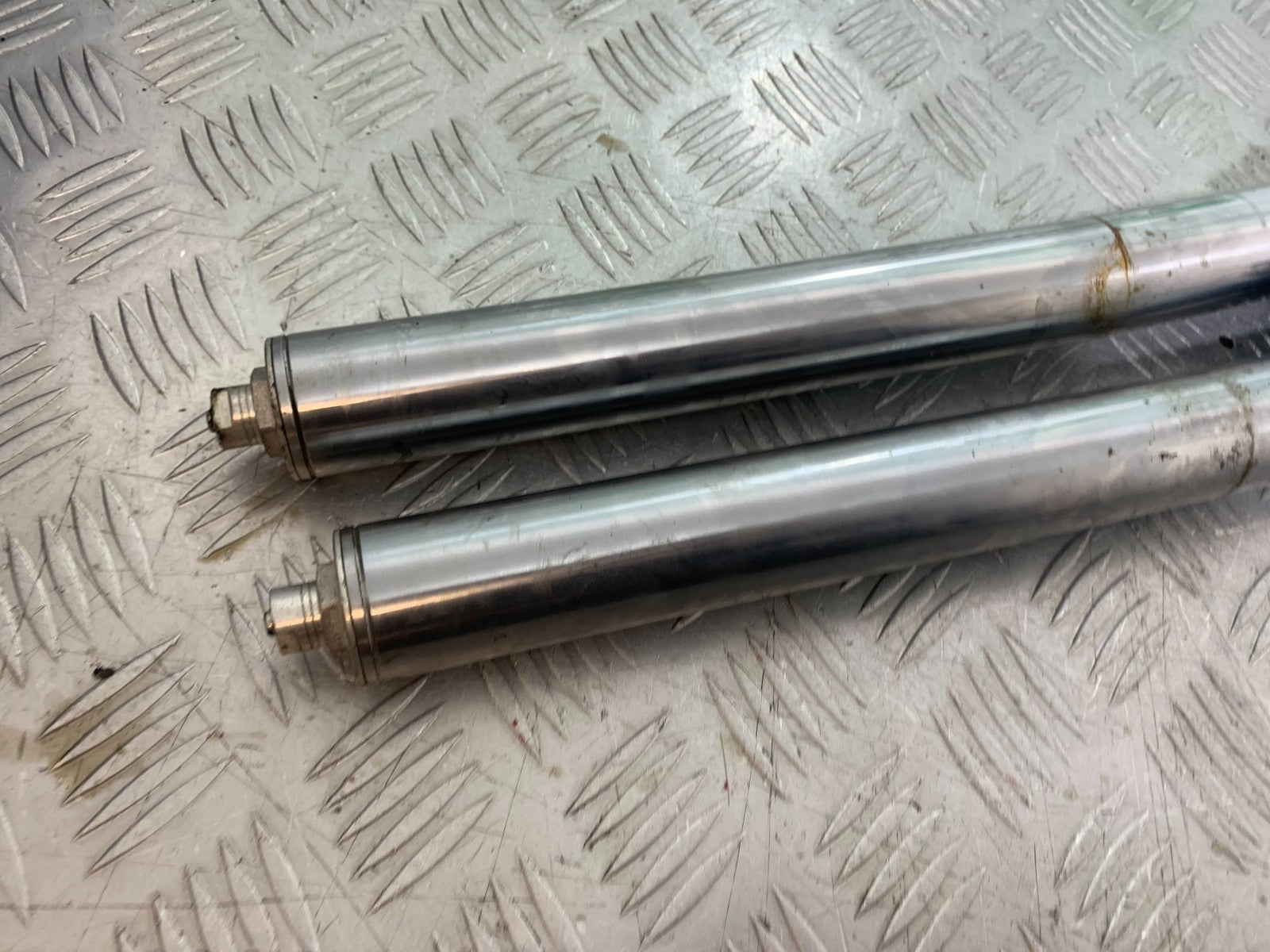 HONDA CBR600 CBR 600 FX FY FORKS (BENT SOLD AS PARTS)   YEAR 1999-2000 (CMB1287)