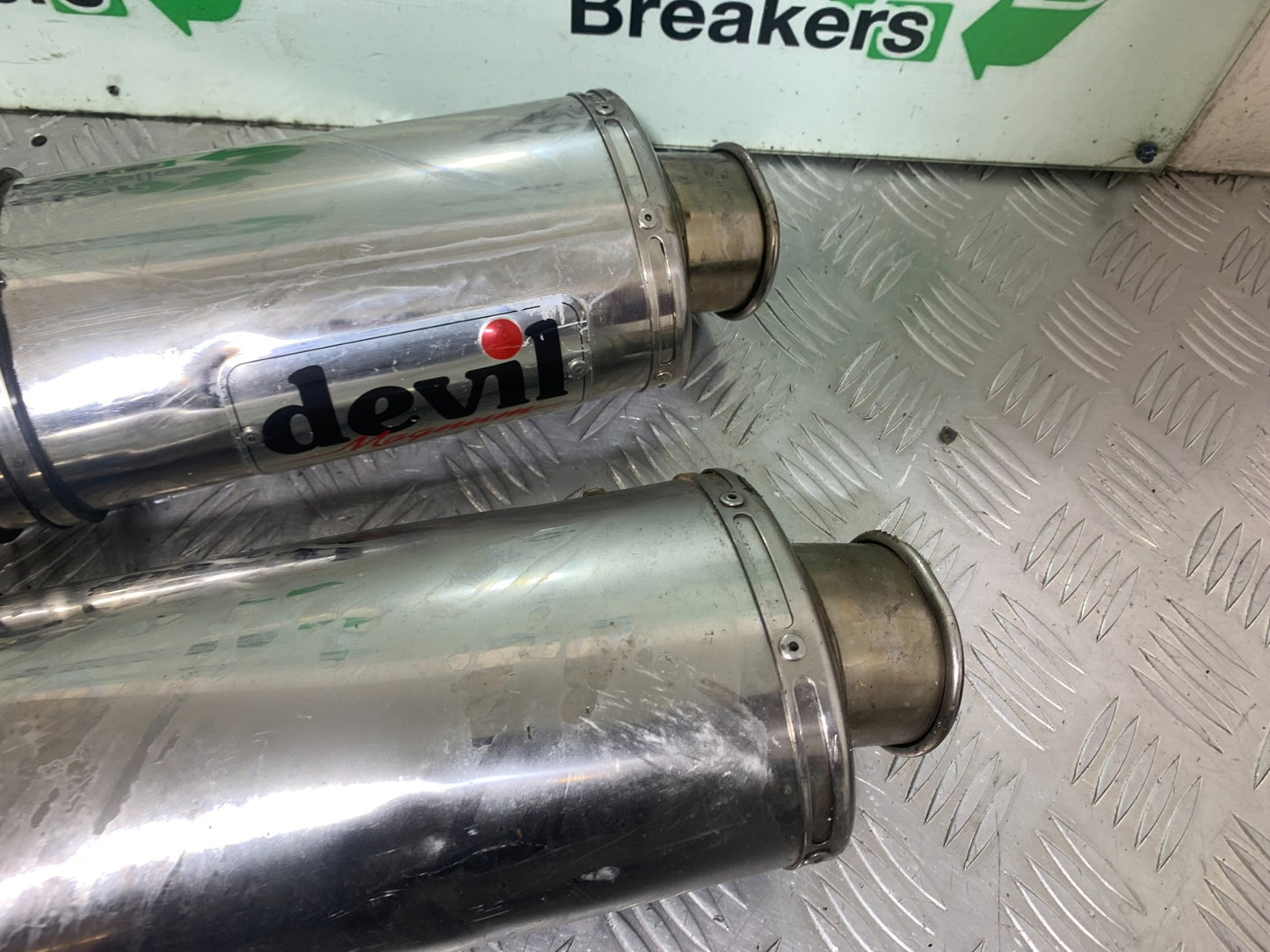 YAMAHA YZF R1 DEVIL SILENCERS AND LINK PIPE  YEAR 2004-2006 (CMB1155)