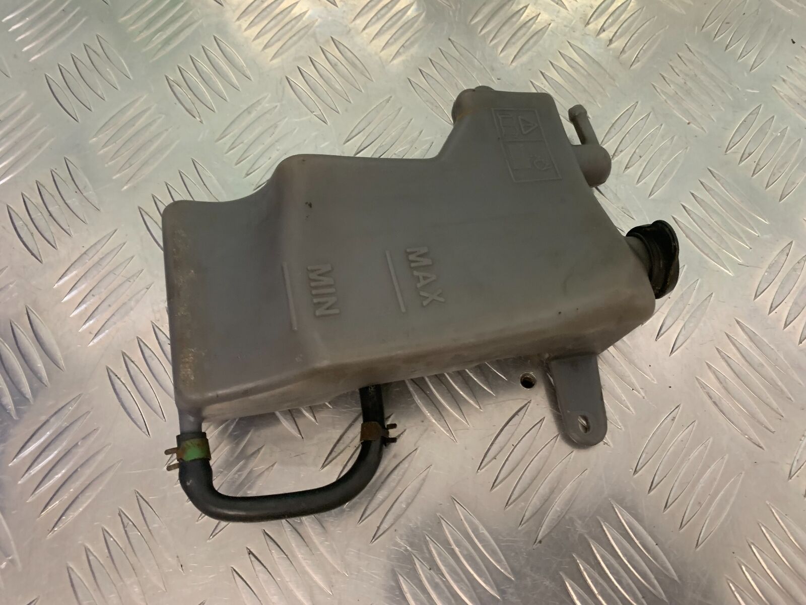 TRIUMPH 1050 SPRINT COOLANT BOTTLE  YEAR 2004-2007 (STOCK 956)