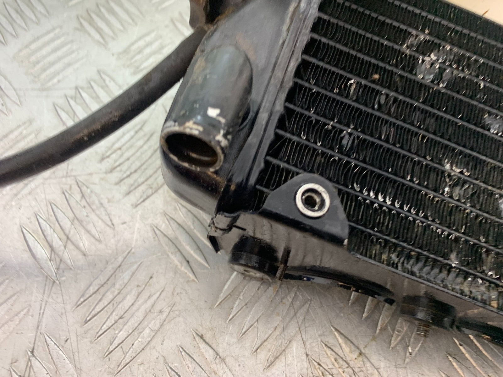 KAWASAKI KLR250 KLR 250 RIGHT RADIATOR YEAR 1984-2001 (CMB1225)