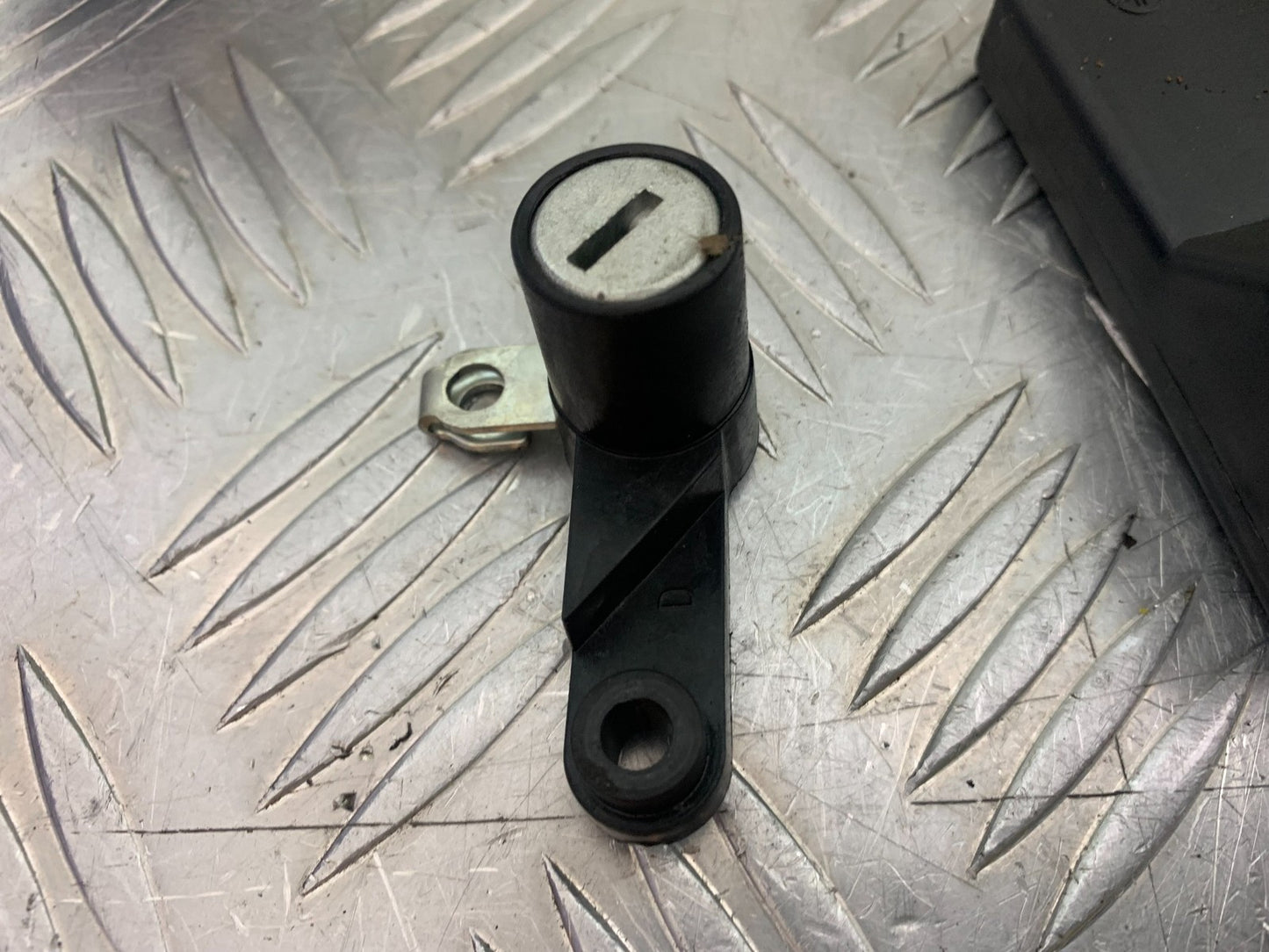 YAMAHA XMAX 300 ECU LOCKS KEY   YEAR 2017-2020 (CMB1218)