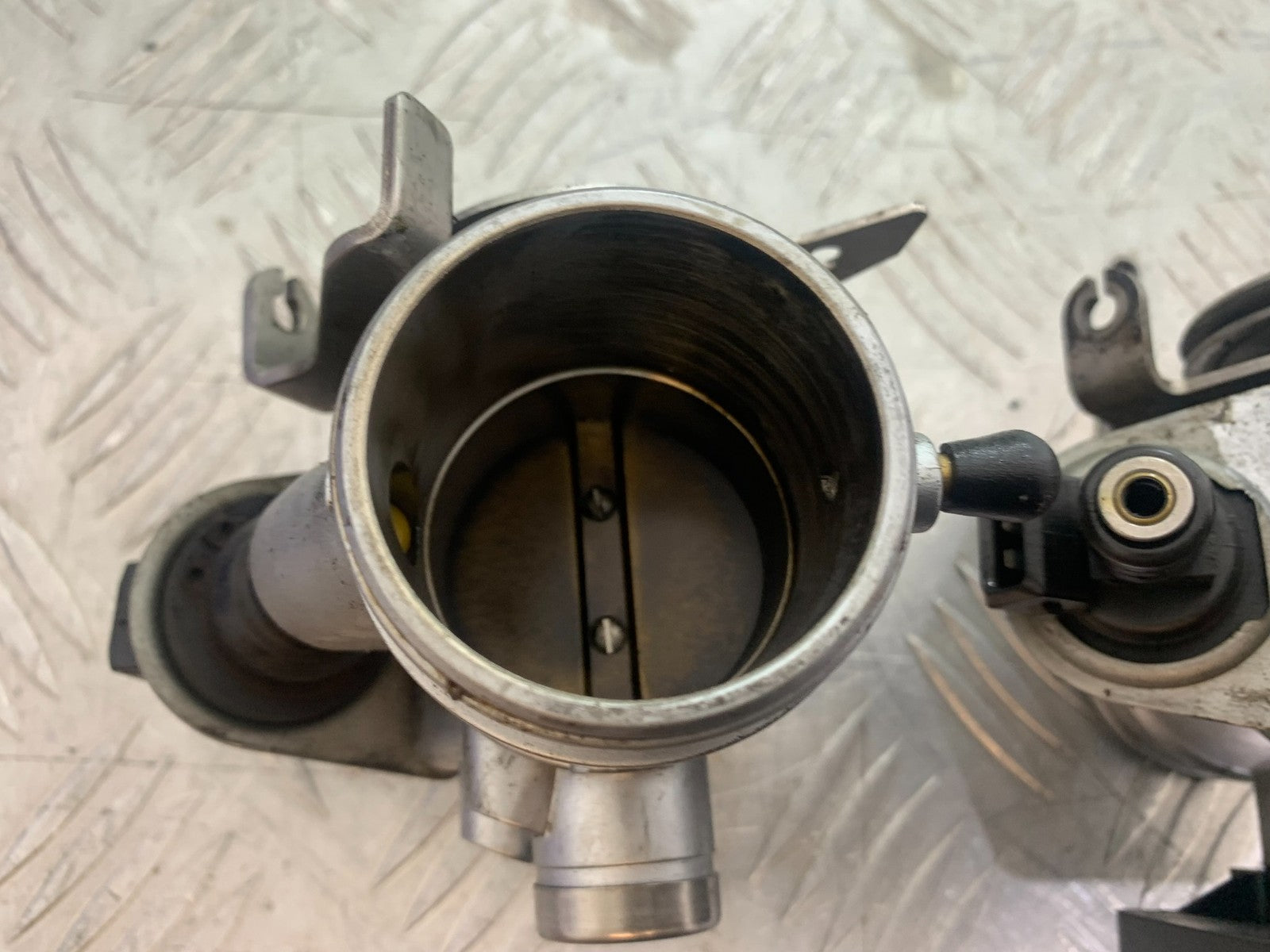 BMW R850 R R850R THROTTLE BODIES  YEAR 1994-2002 (CMB1170)