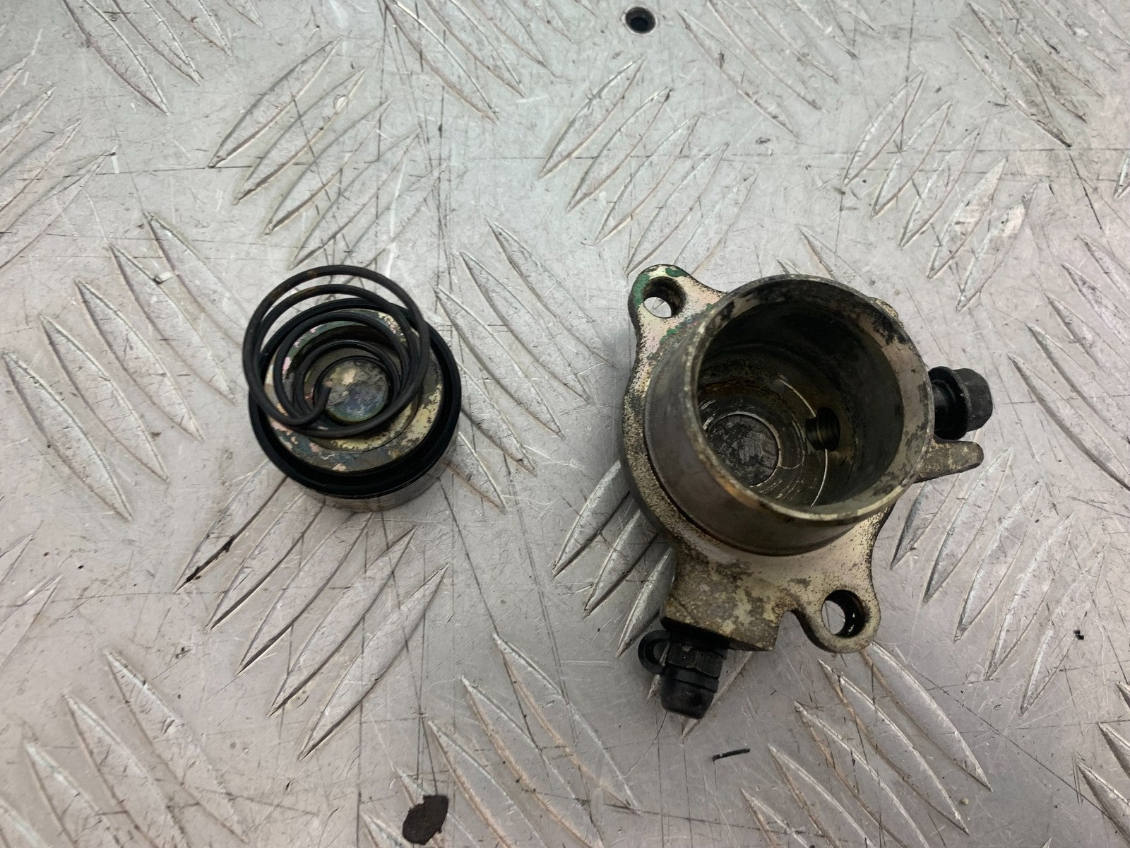HONDA VFR800 PRE V-TEC CLUTCH SLAVE CYLINDER  YEAR 1998-2001 (CMB1233)