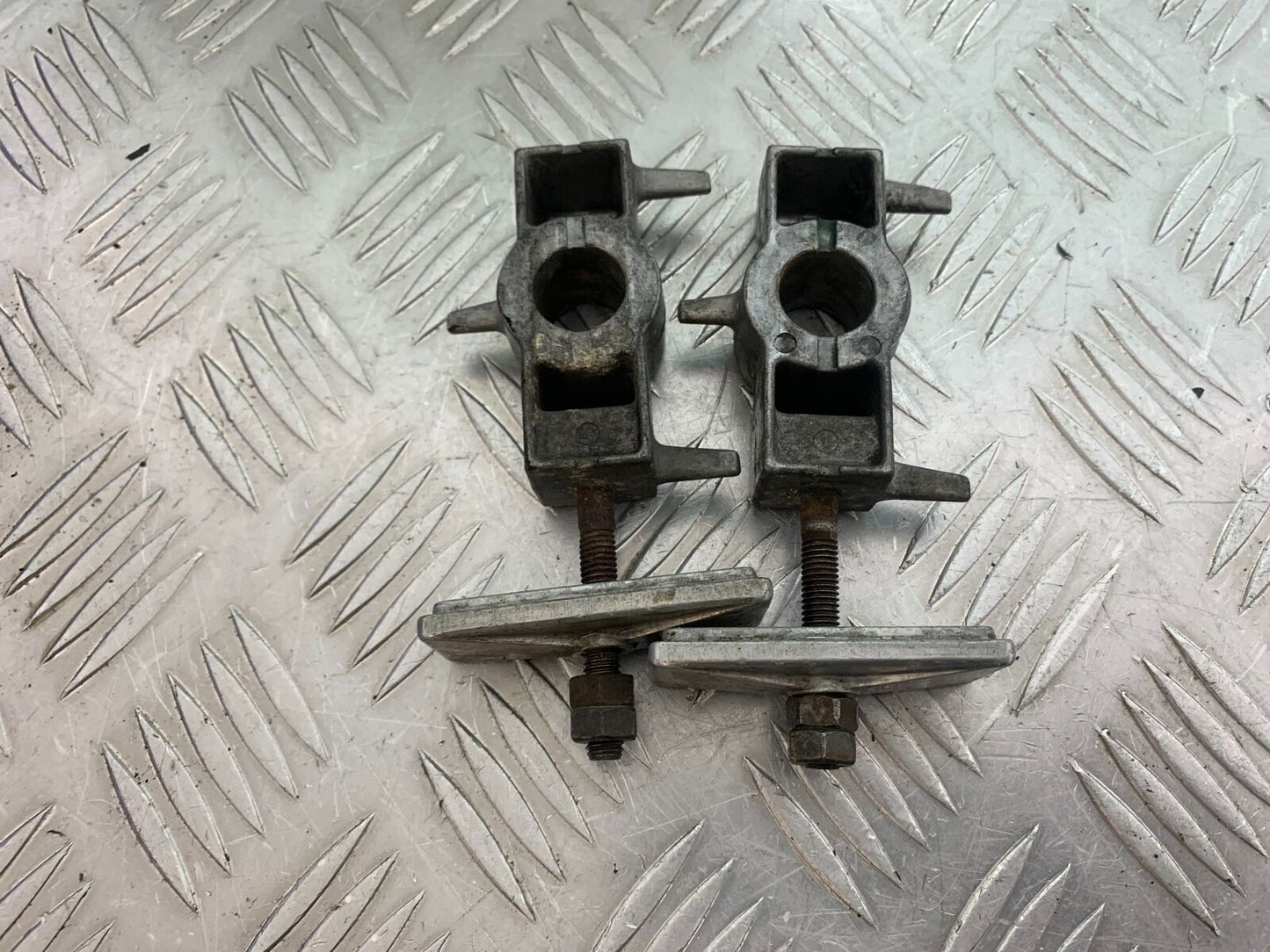 HONDA CBR600 CBR 600 F2 REAR CHAIN ADJUSTERS   YEAR 1991-1993 (CMB1114)