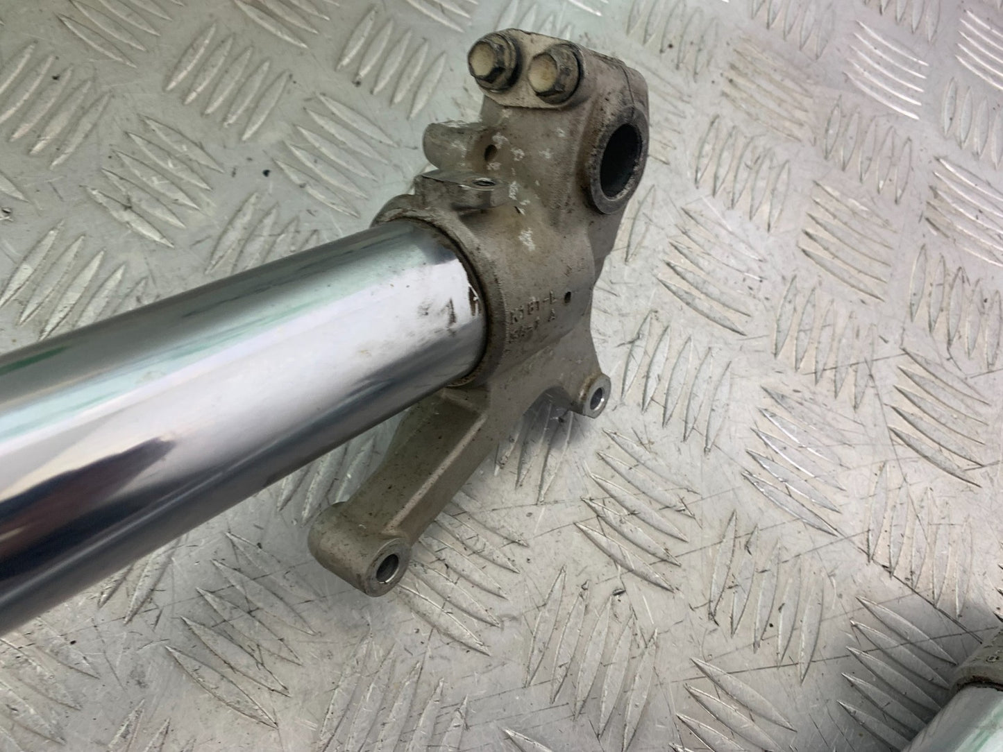 KAWASAKI KXF250 KXF 250 FORKS YEAR 2006-2008 (CMB1309)