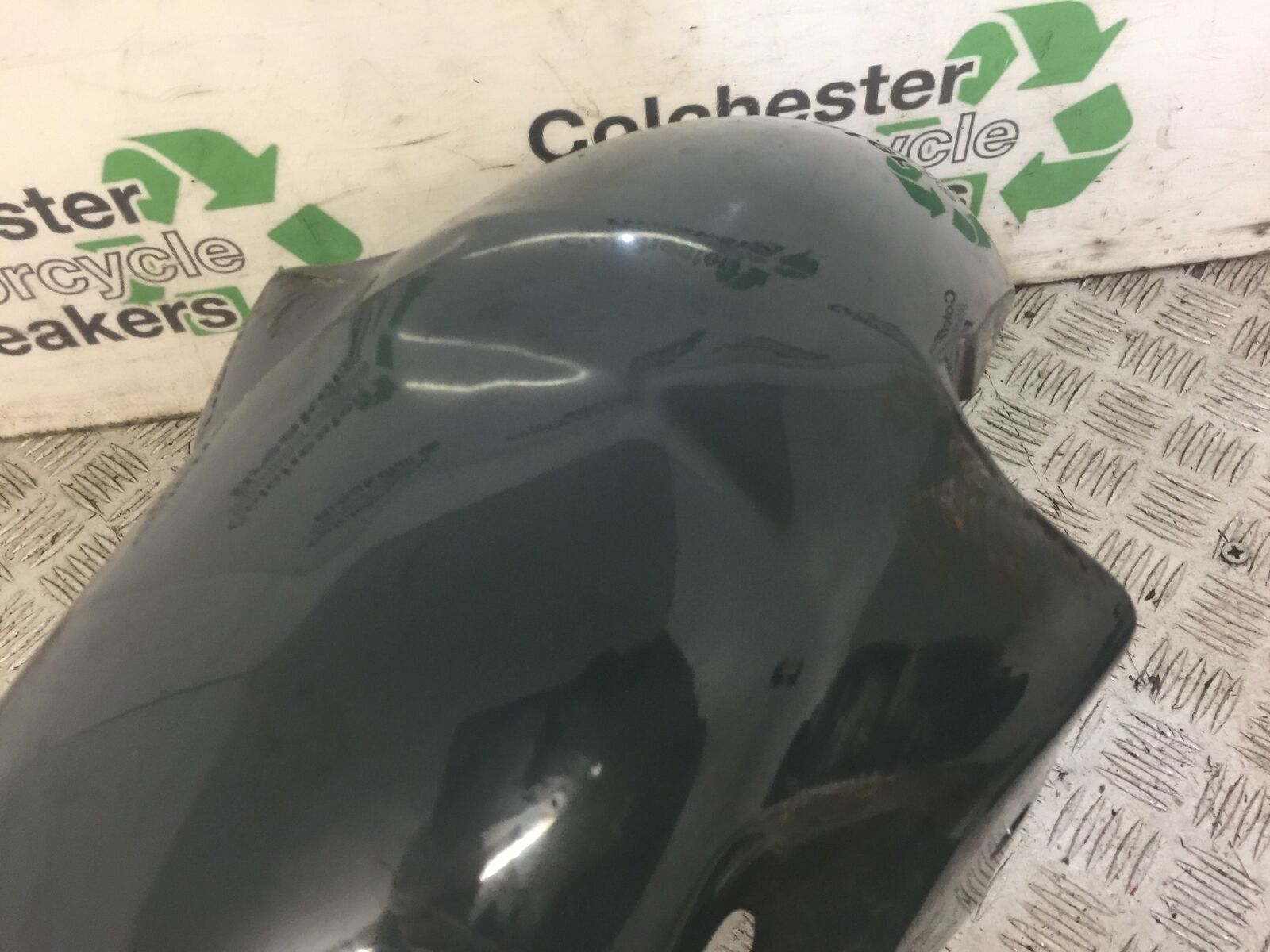 BMW S1000 R FRONT MUDGUARD (DAMAGED) YEAR 2018  (STOCK 645)