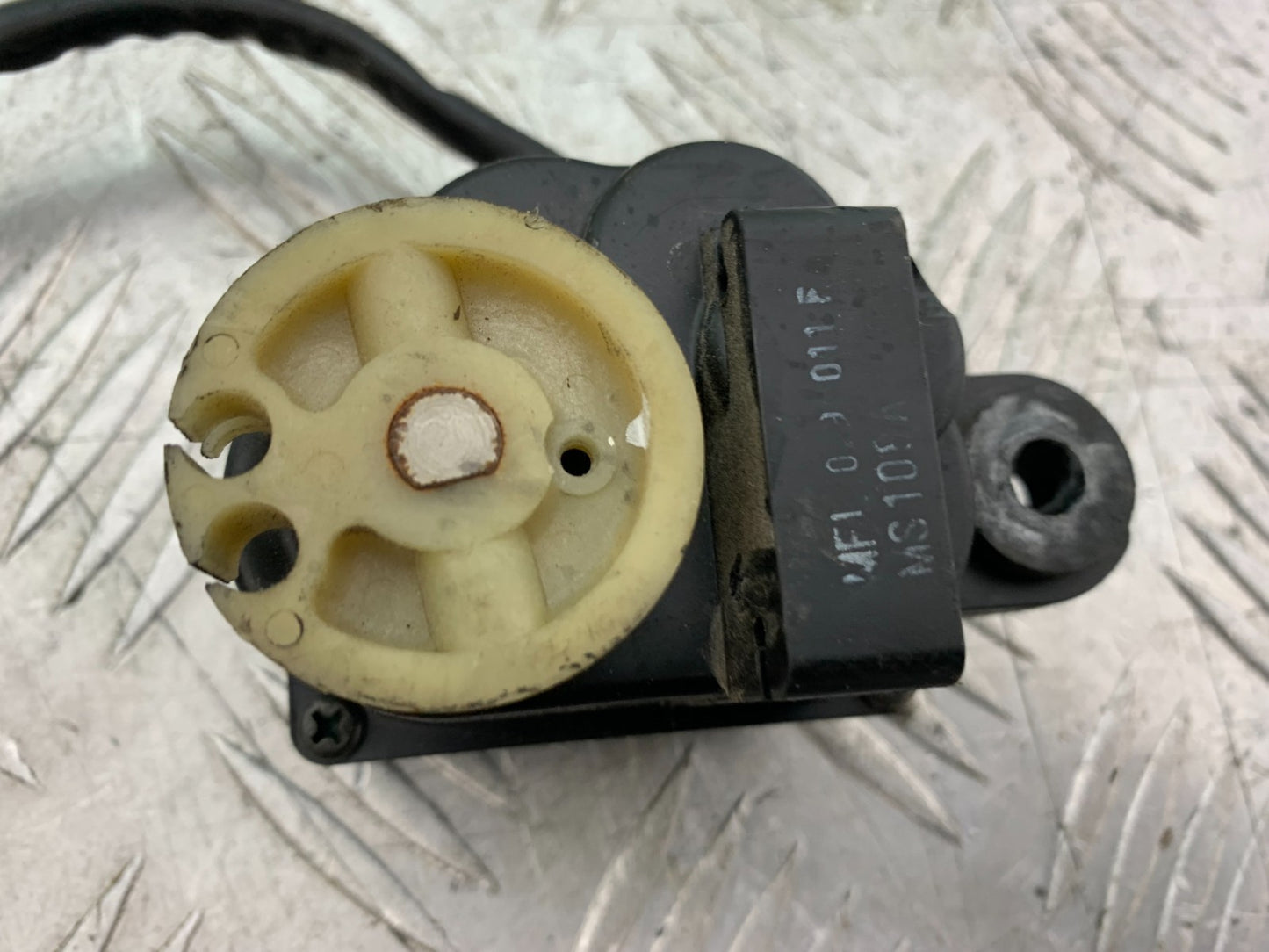 HONDA CBR1000 RR SERVO MOTOR YEAR  2008-2011 (CMB1330)