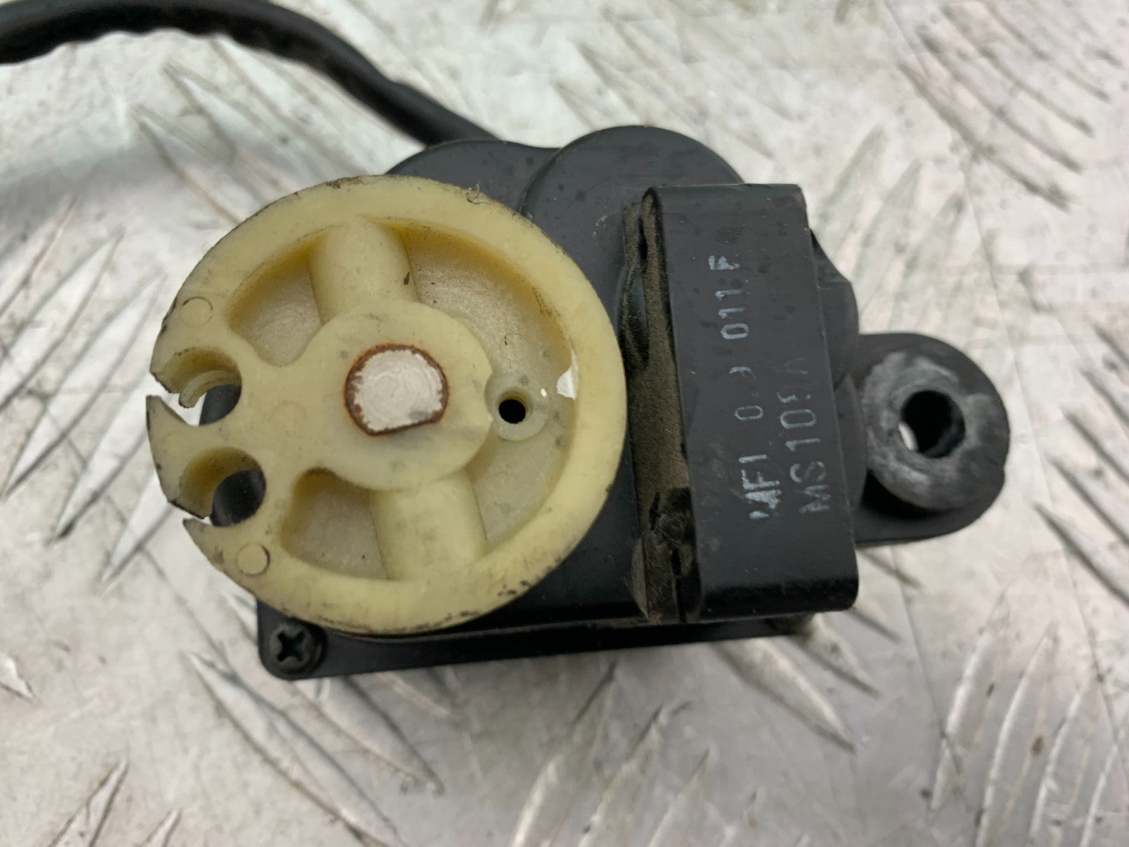 HONDA CBR1000 RR SERVO MOTOR YEAR  2008-2011 (CMB1330)