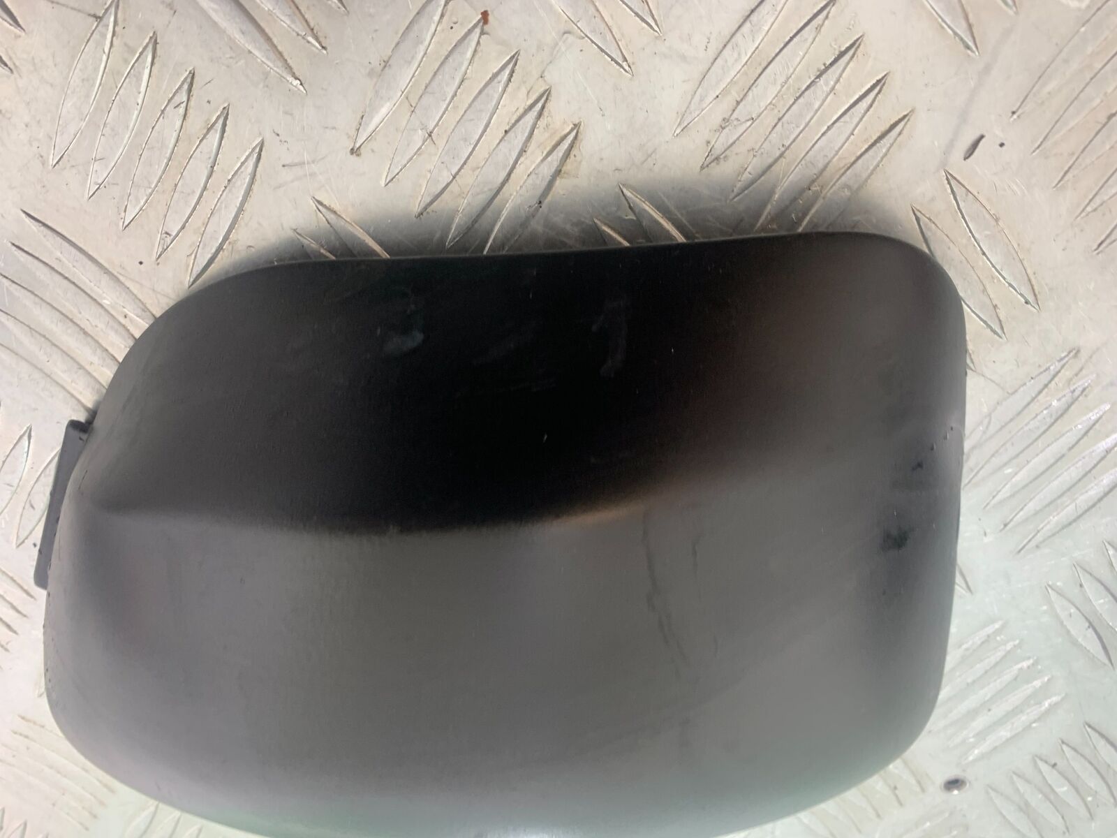 YAMAHA XV535 XV 535 VIRAGO LEFT SIDE PANEL   YEAR 1994-02 (CMB1044)