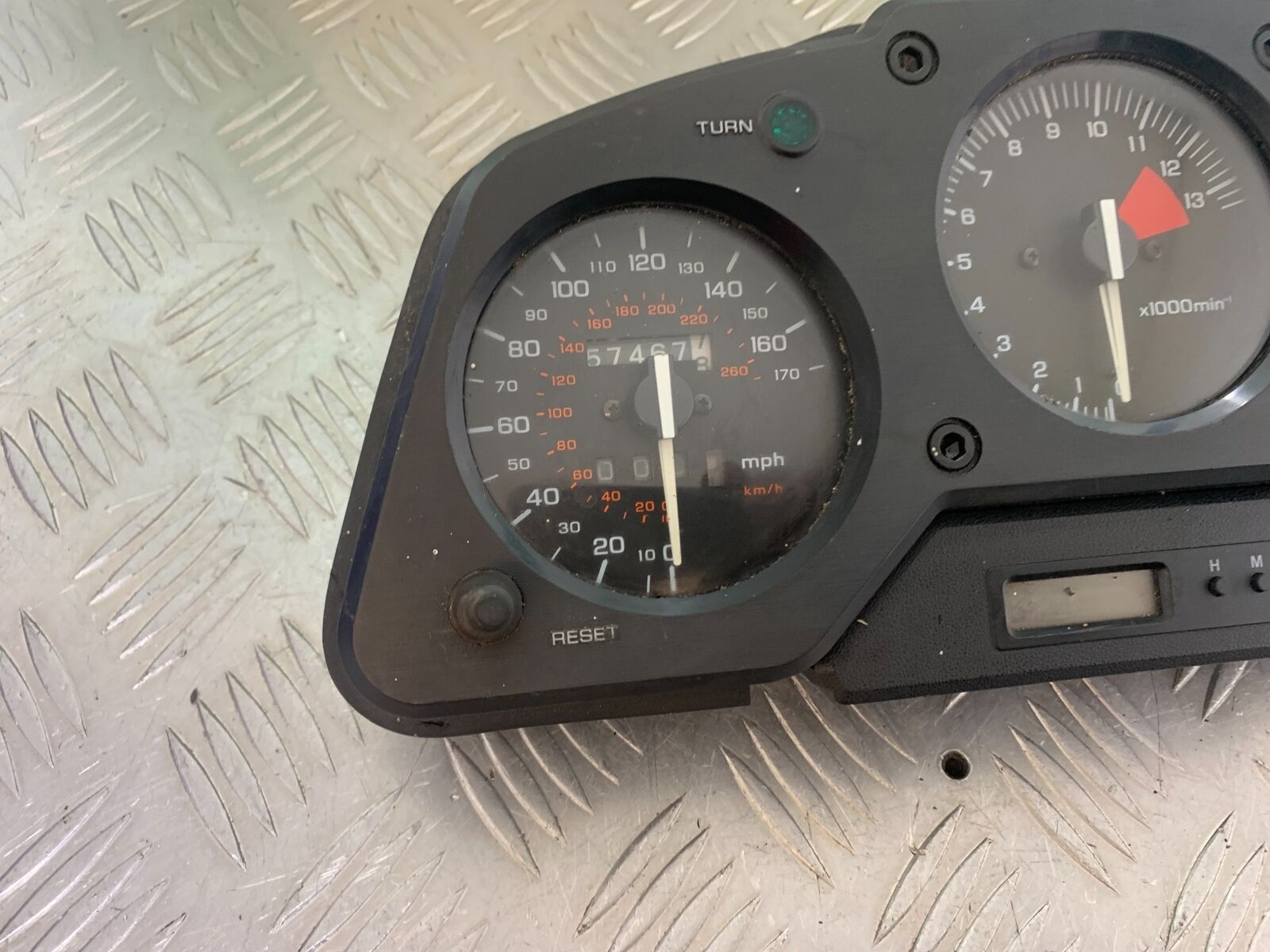 HONDA VFR750 VFR 750 FL-M-N-P CLOCKS SPEEDO DASH  YEAR 1990-93 (CMB1093)