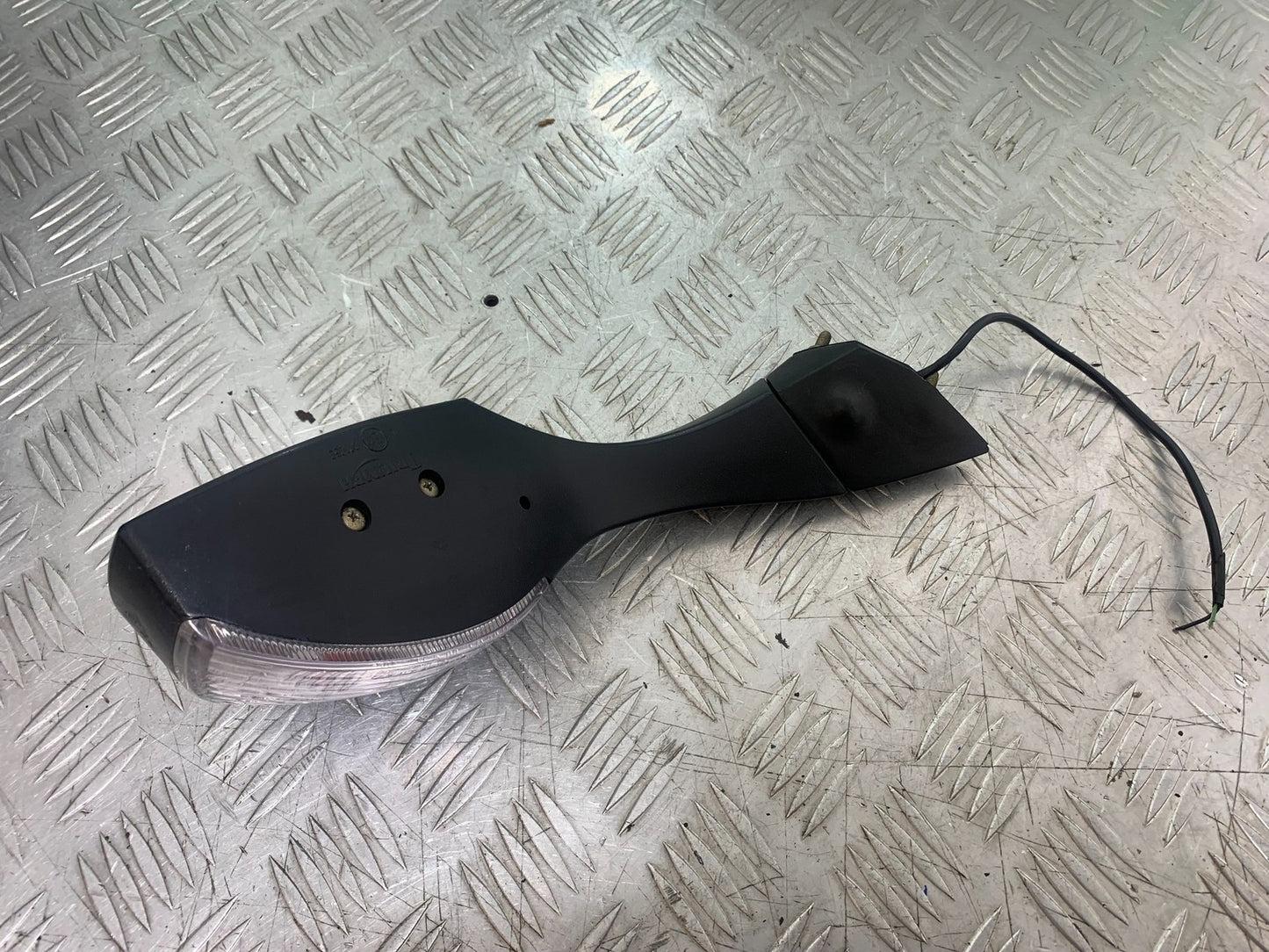 TRIUMPH 1050 SPRINT ST LEFT MIRROR   YEAR 2004-2007 (CMB1197)