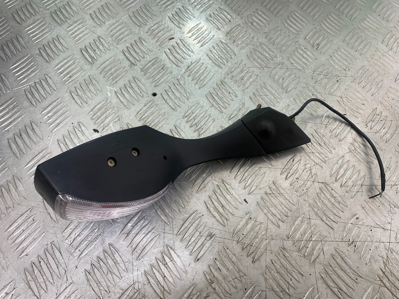 TRIUMPH 1050 SPRINT ST LEFT MIRROR   YEAR 2004-2007 (CMB1197)