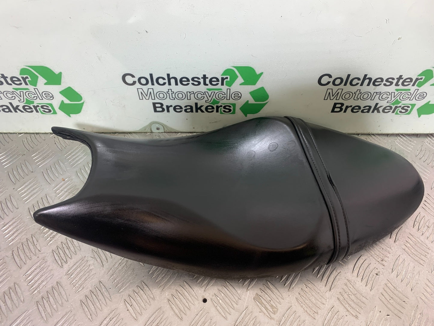 TRIUMPH TRIDENT 660 SEAT   YEAR 2021-2024 (CMB1148)