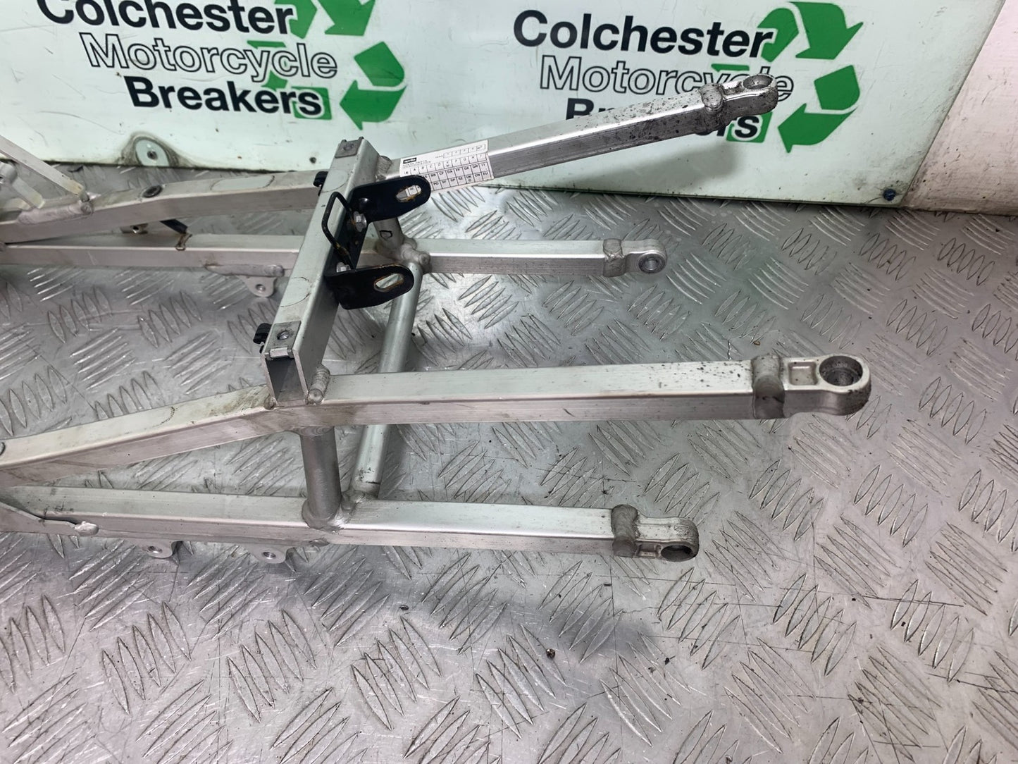 APRILIA RSV1000 R FACTORY MILLE REAR SUBFRAME  2004-09 (CMB1203)