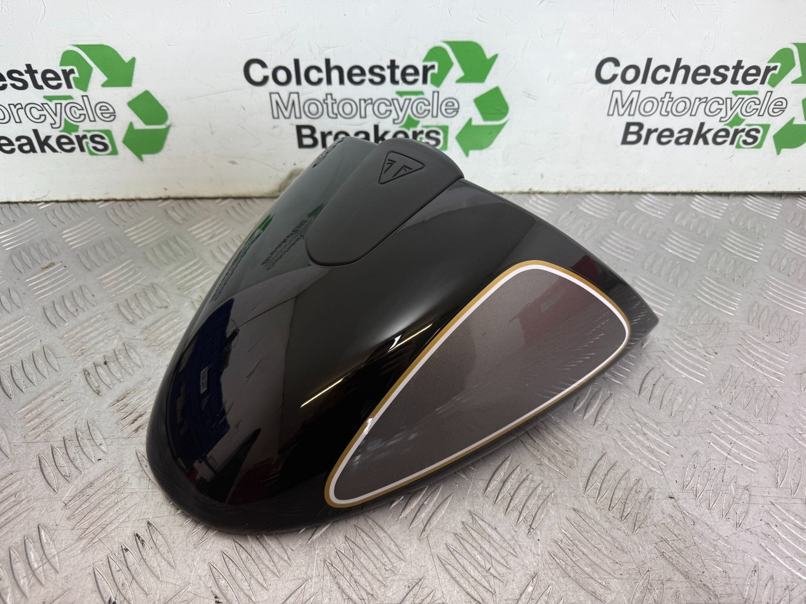 TRIUMPH STREET CUP 900 REAR SEAT COWL COVER YEAR 2017-2020